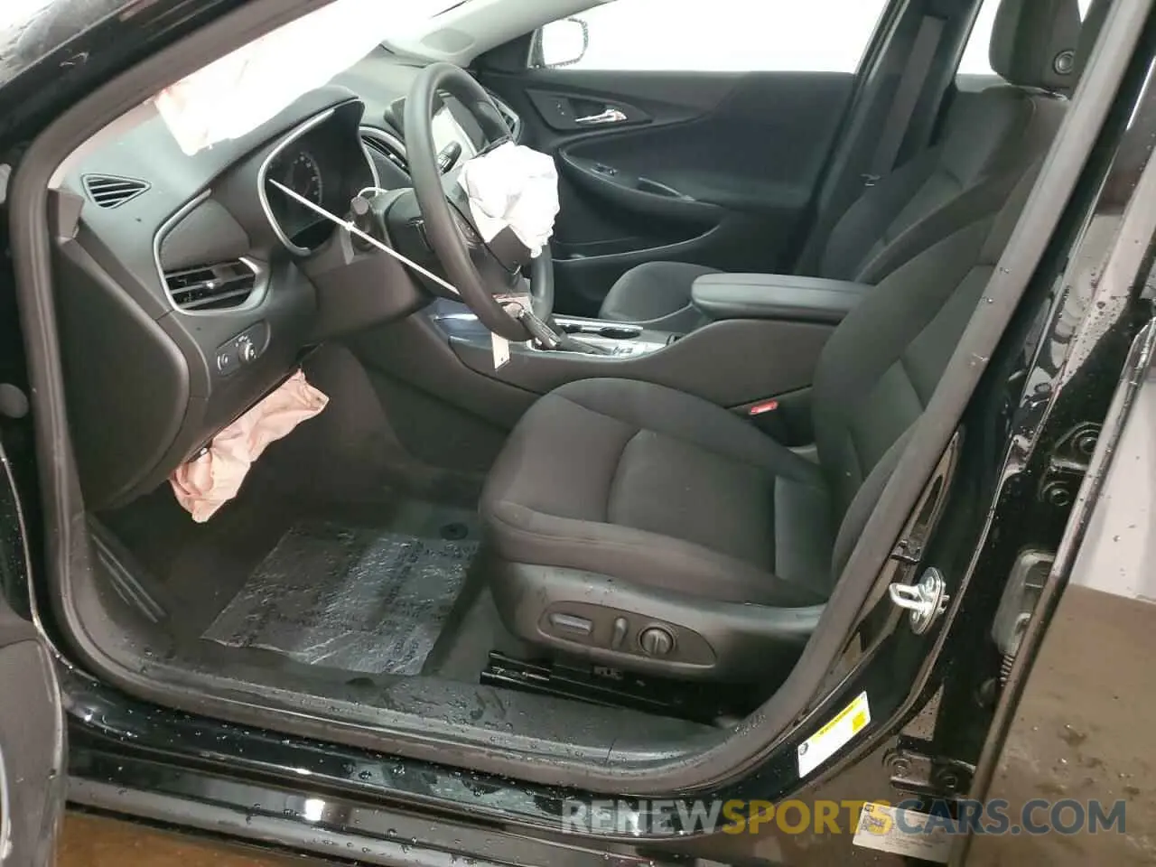 7 fotografías del automóvil dañado 1G1ZD5ST3SF127186 CHEVROLET MALIBU 2025