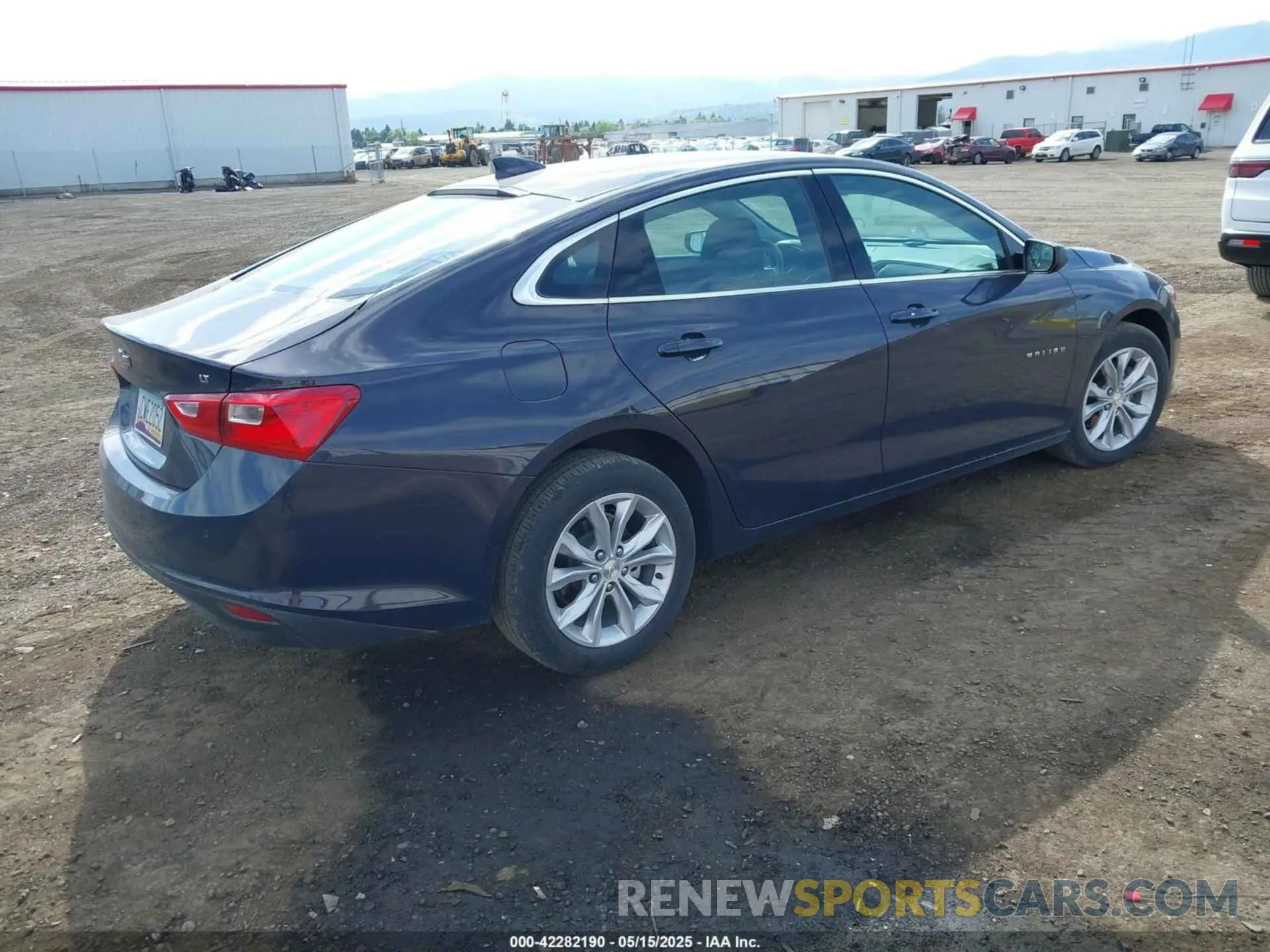 4 fotografías del automóvil dañado 1G1ZD5ST3SF139662 CHEVROLET MALIBU 2025