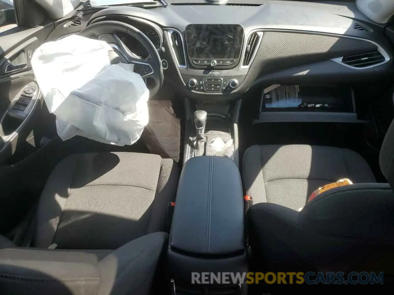 8 fotografías del automóvil dañado 1G1ZD5ST4SF114625 CHEVROLET MALIBU 2025