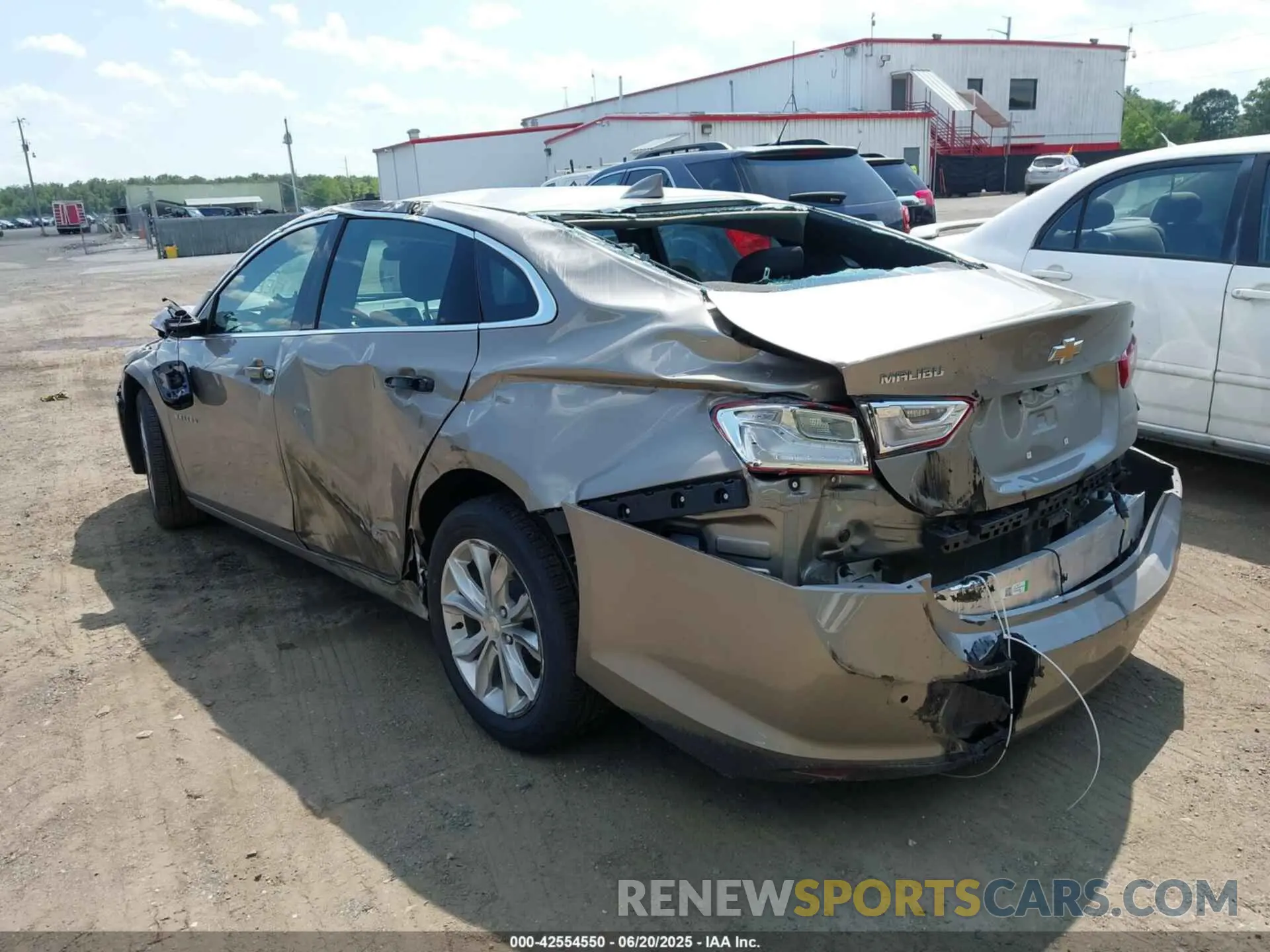 3 fotografías del automóvil dañado 1G1ZD5ST4SF120229 CHEVROLET MALIBU 2025
