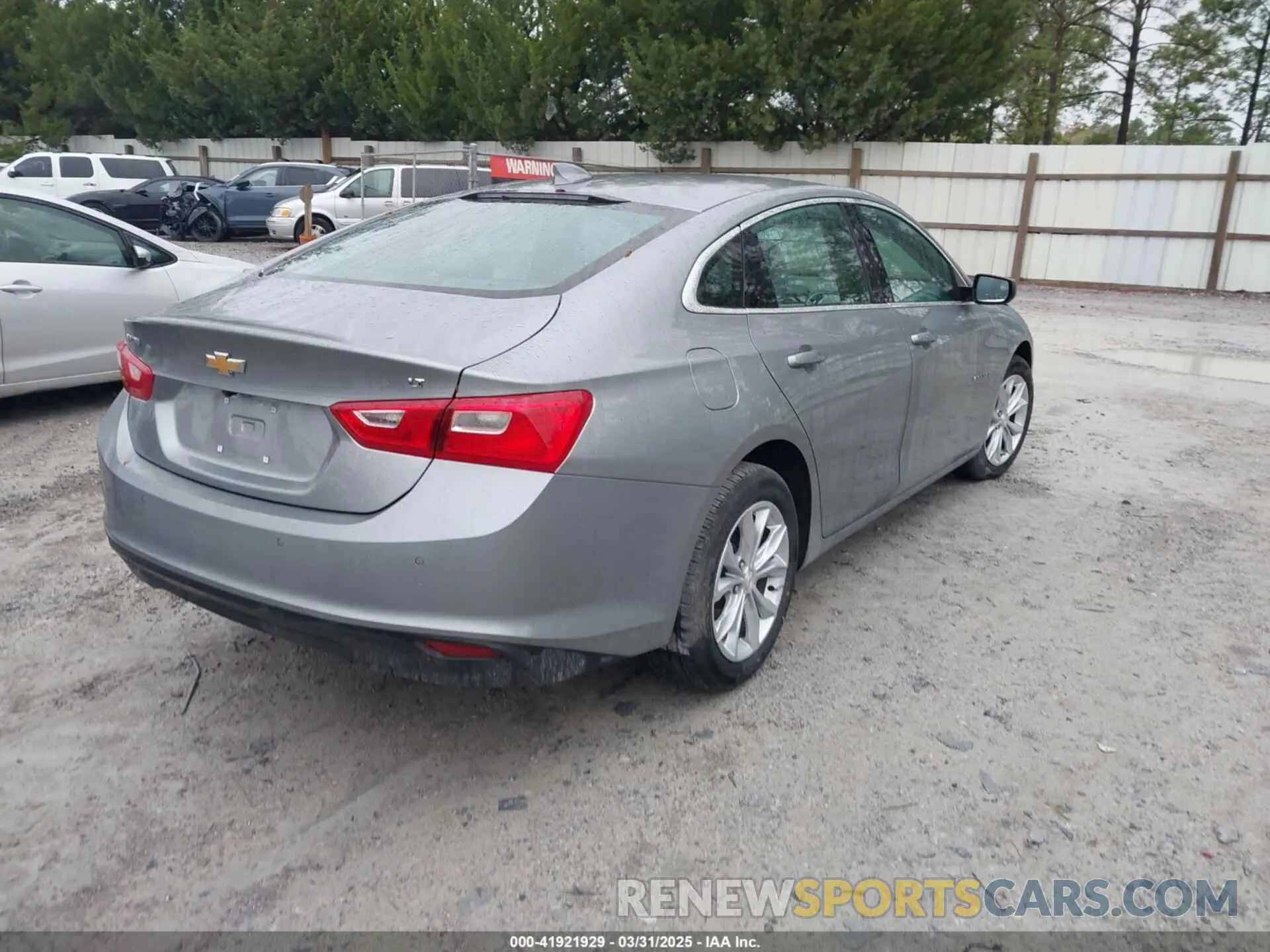 4 fotografías del automóvil dañado 1G1ZD5ST4SF120389 CHEVROLET MALIBU 2025