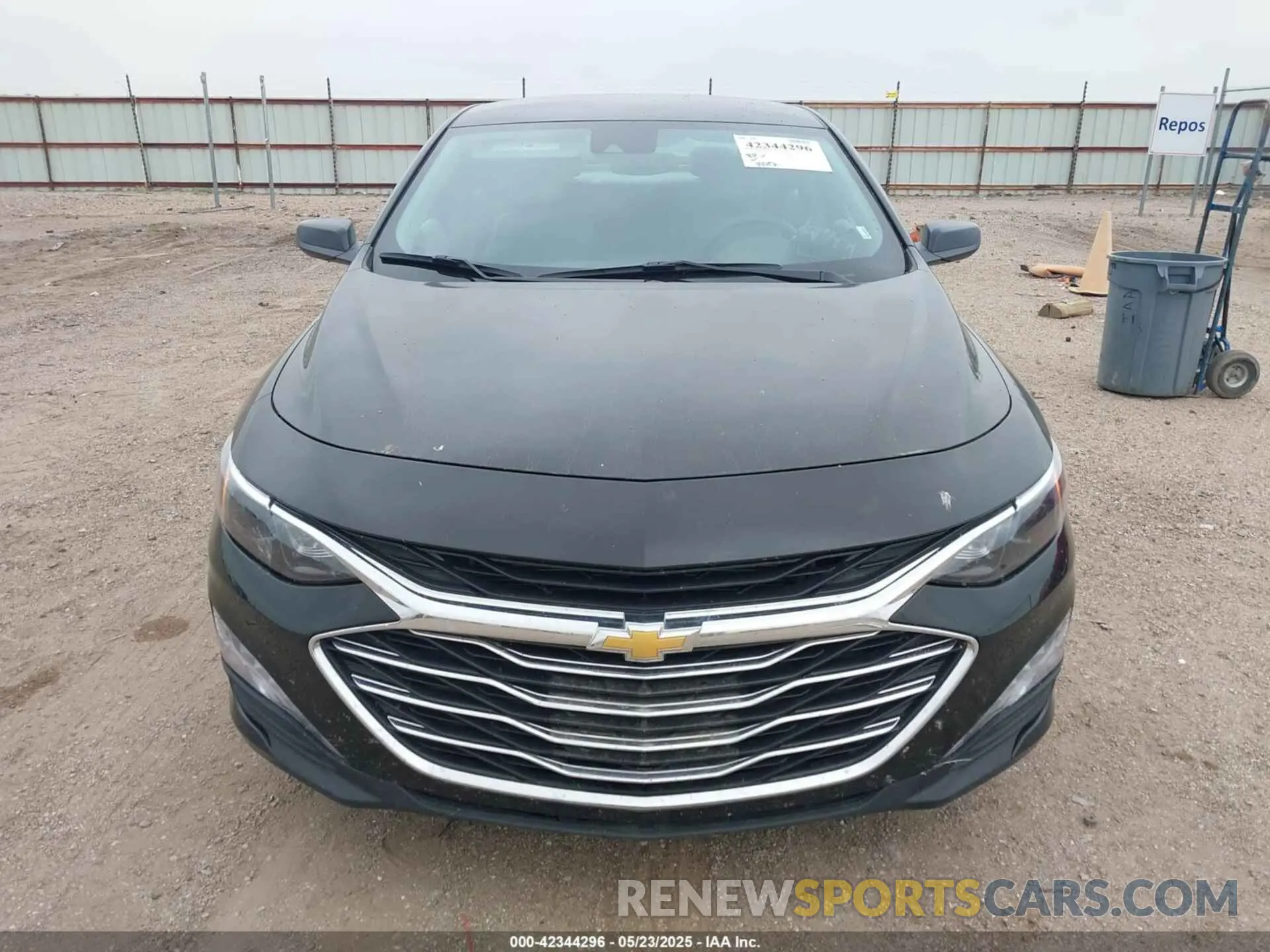 12 fotografías del automóvil dañado 1G1ZD5ST4SF122045 CHEVROLET MALIBU 2025