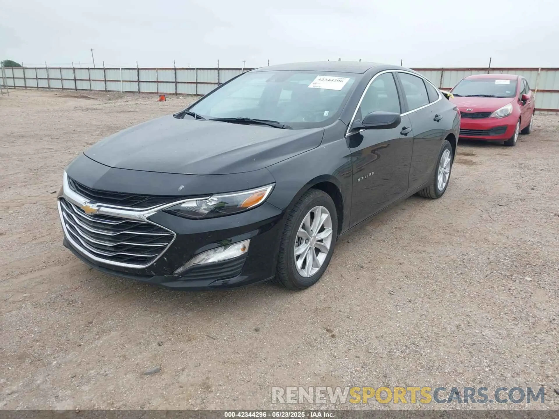 2 fotografías del automóvil dañado 1G1ZD5ST4SF122045 CHEVROLET MALIBU 2025