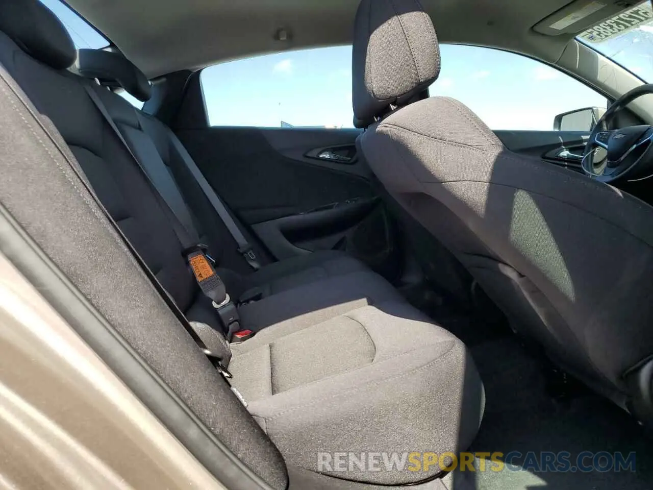 10 fotografías del automóvil dañado 1G1ZD5ST4SF124930 CHEVROLET MALIBU 2025