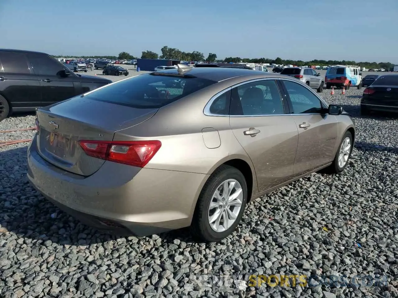 3 fotografías del automóvil dañado 1G1ZD5ST4SF124930 CHEVROLET MALIBU 2025