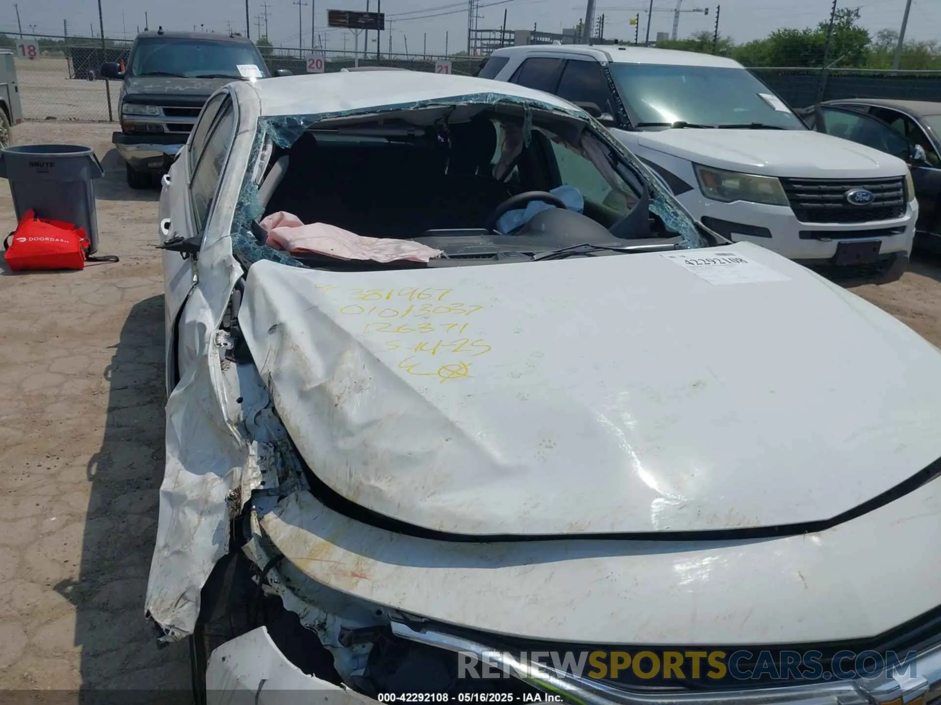 6 fotografías del automóvil dañado 1G1ZD5ST4SF126371 CHEVROLET MALIBU 2025