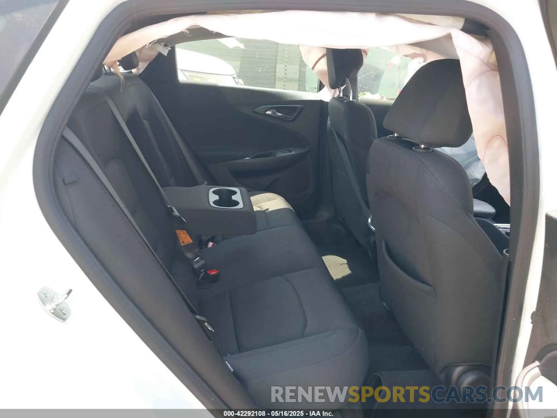 8 fotografías del automóvil dañado 1G1ZD5ST4SF126371 CHEVROLET MALIBU 2025