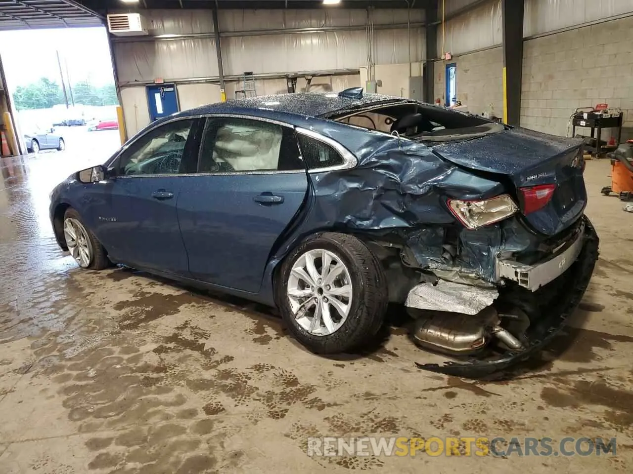 2 fotografías del automóvil dañado 1G1ZD5ST4SF140769 CHEVROLET MALIBU 2025