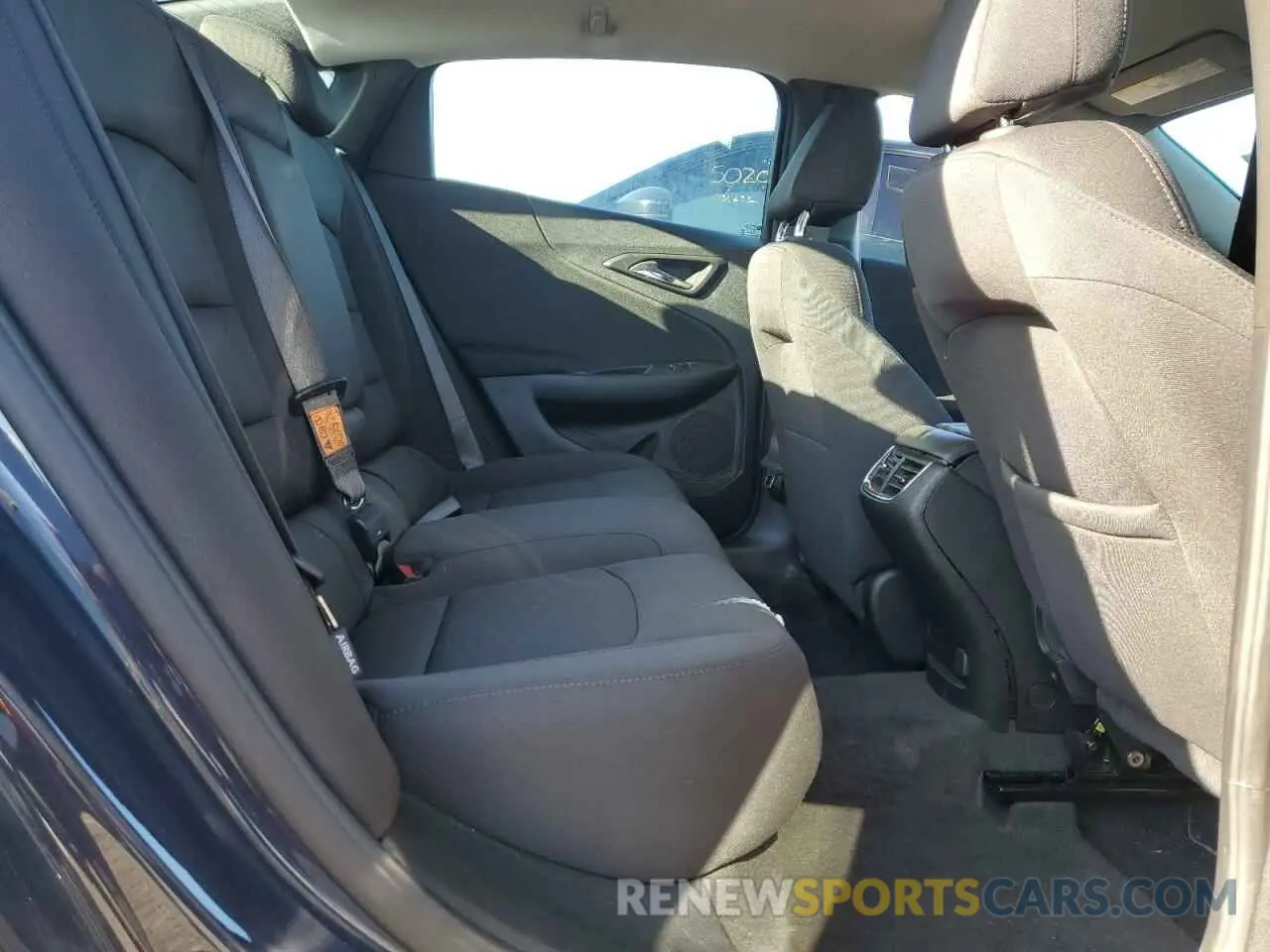 10 fotografías del automóvil dañado 1G1ZD5ST5SF120661 CHEVROLET MALIBU 2025