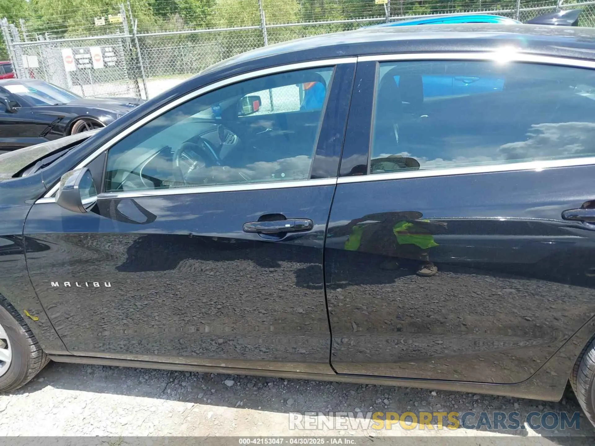 14 fotografías del automóvil dañado 1G1ZD5ST6SF145813 CHEVROLET MALIBU 2025