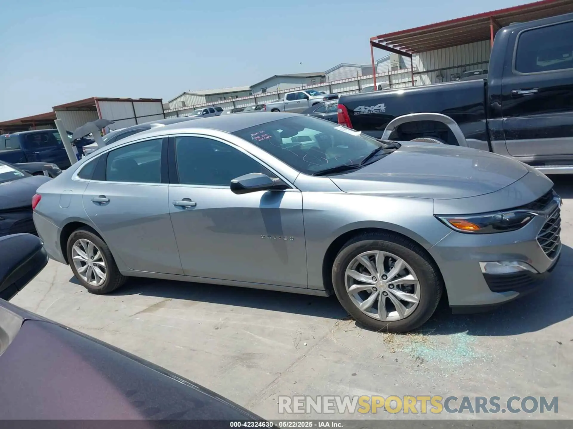 13 fotografías del automóvil dañado 1G1ZD5ST7SF122153 CHEVROLET MALIBU 2025