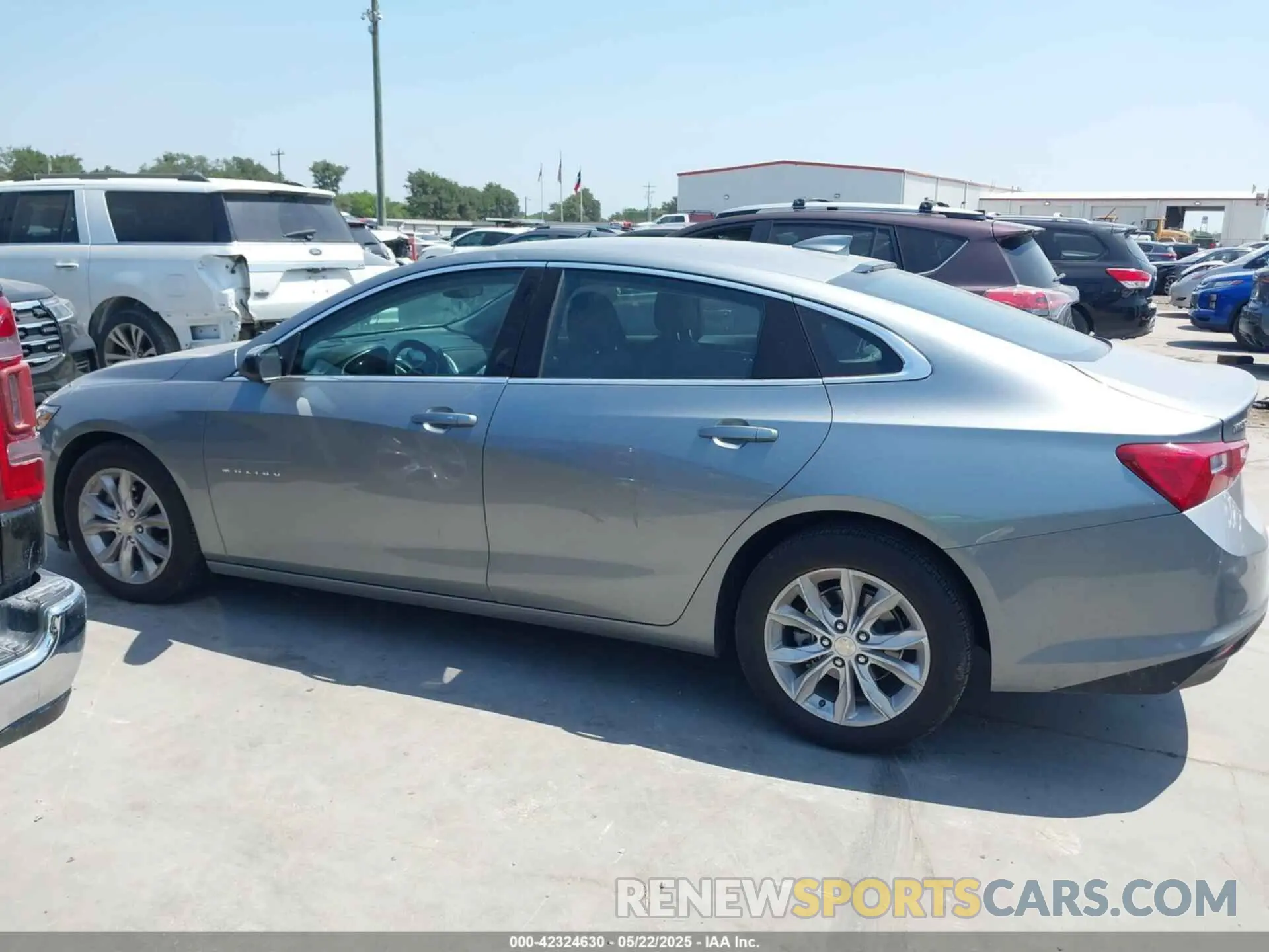 14 fotografías del automóvil dañado 1G1ZD5ST7SF122153 CHEVROLET MALIBU 2025