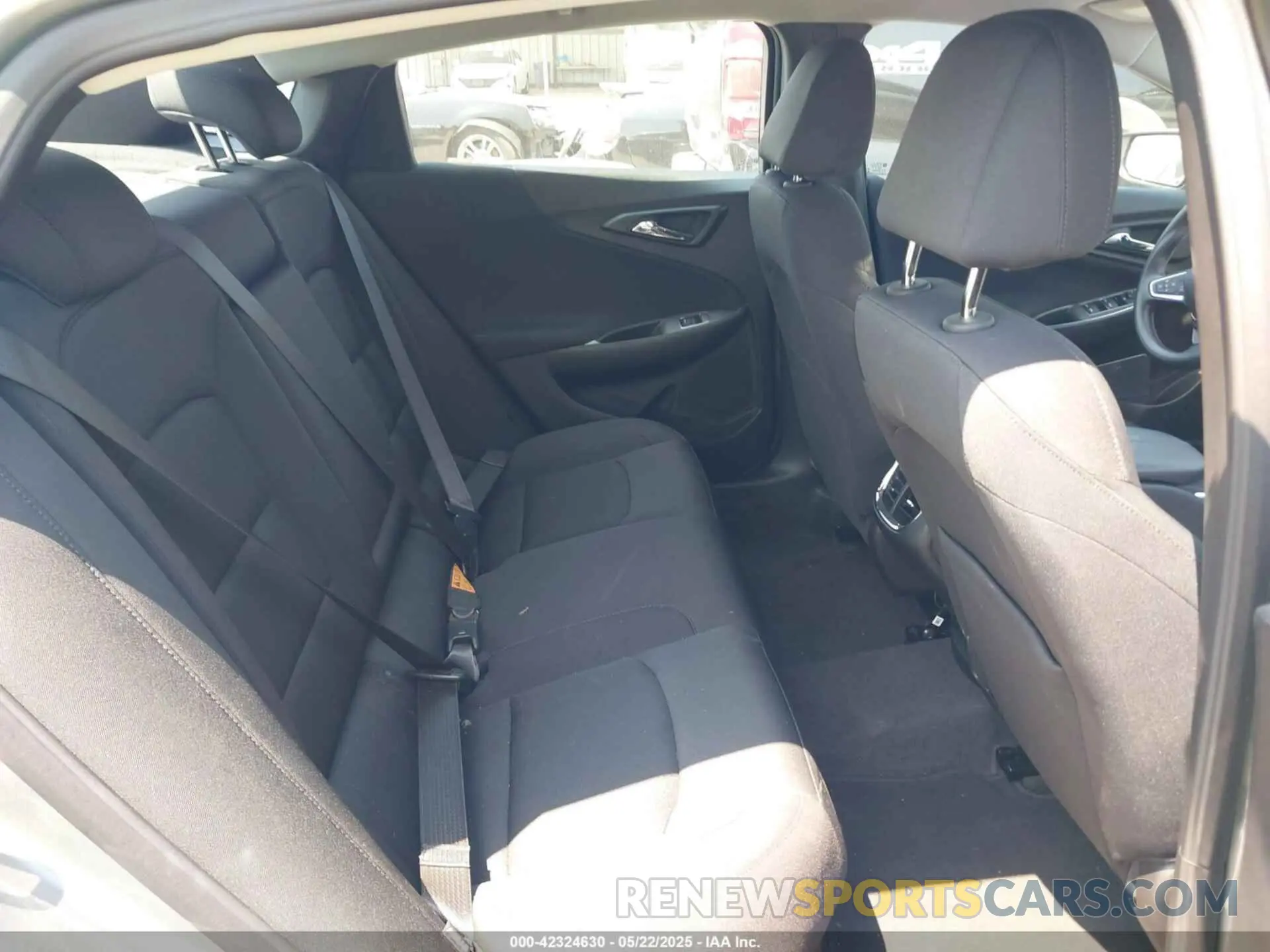 8 fotografías del automóvil dañado 1G1ZD5ST7SF122153 CHEVROLET MALIBU 2025