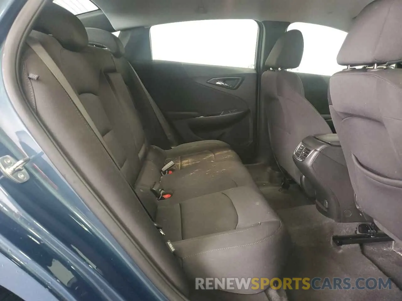 10 fotografías del automóvil dañado 1G1ZD5ST8SF129354 CHEVROLET MALIBU 2025