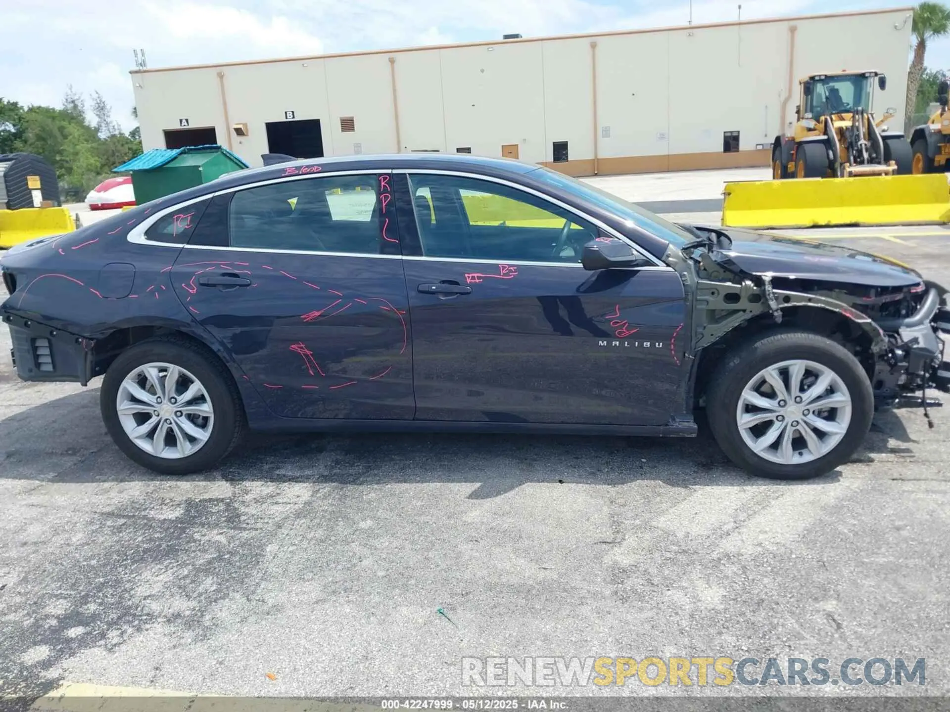 14 fotografías del automóvil dañado 1G1ZD5ST8SF134246 CHEVROLET MALIBU 2025