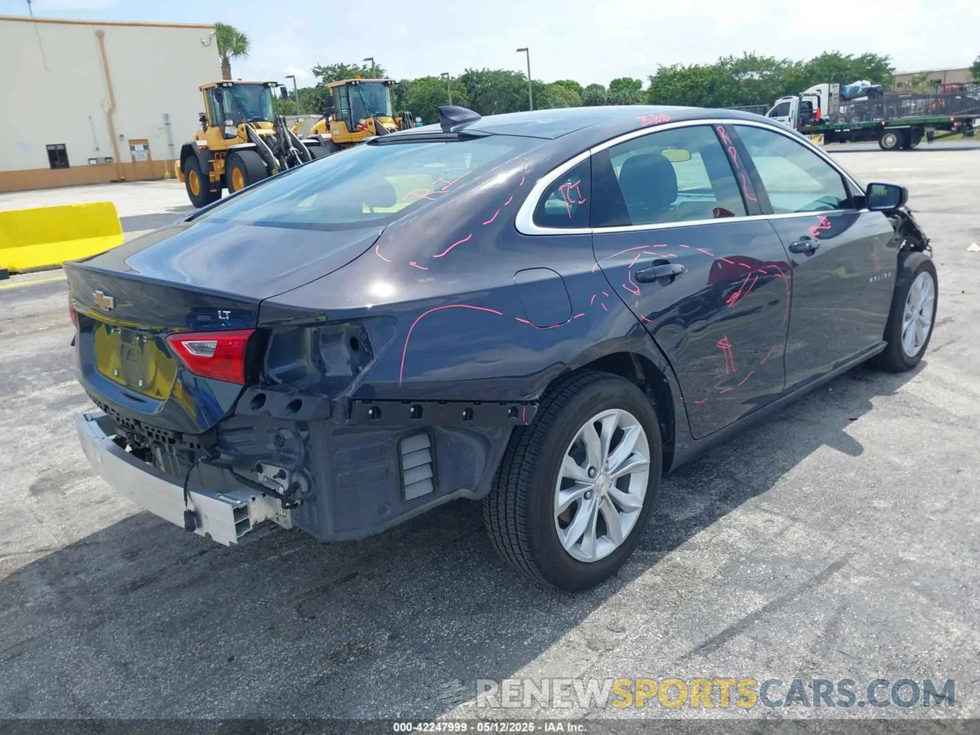 4 fotografías del automóvil dañado 1G1ZD5ST8SF134246 CHEVROLET MALIBU 2025