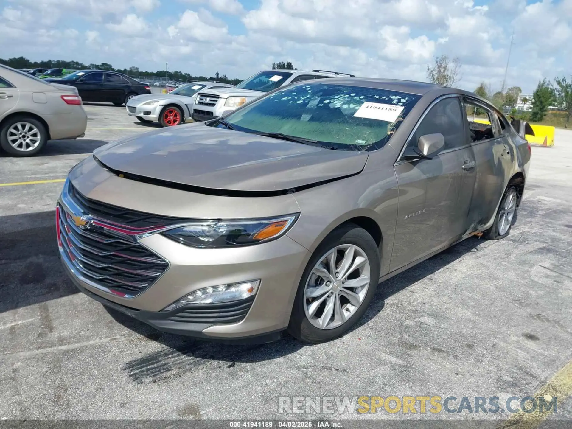 2 fotografías del automóvil dañado 1G1ZD5ST9SF145143 CHEVROLET MALIBU 2025