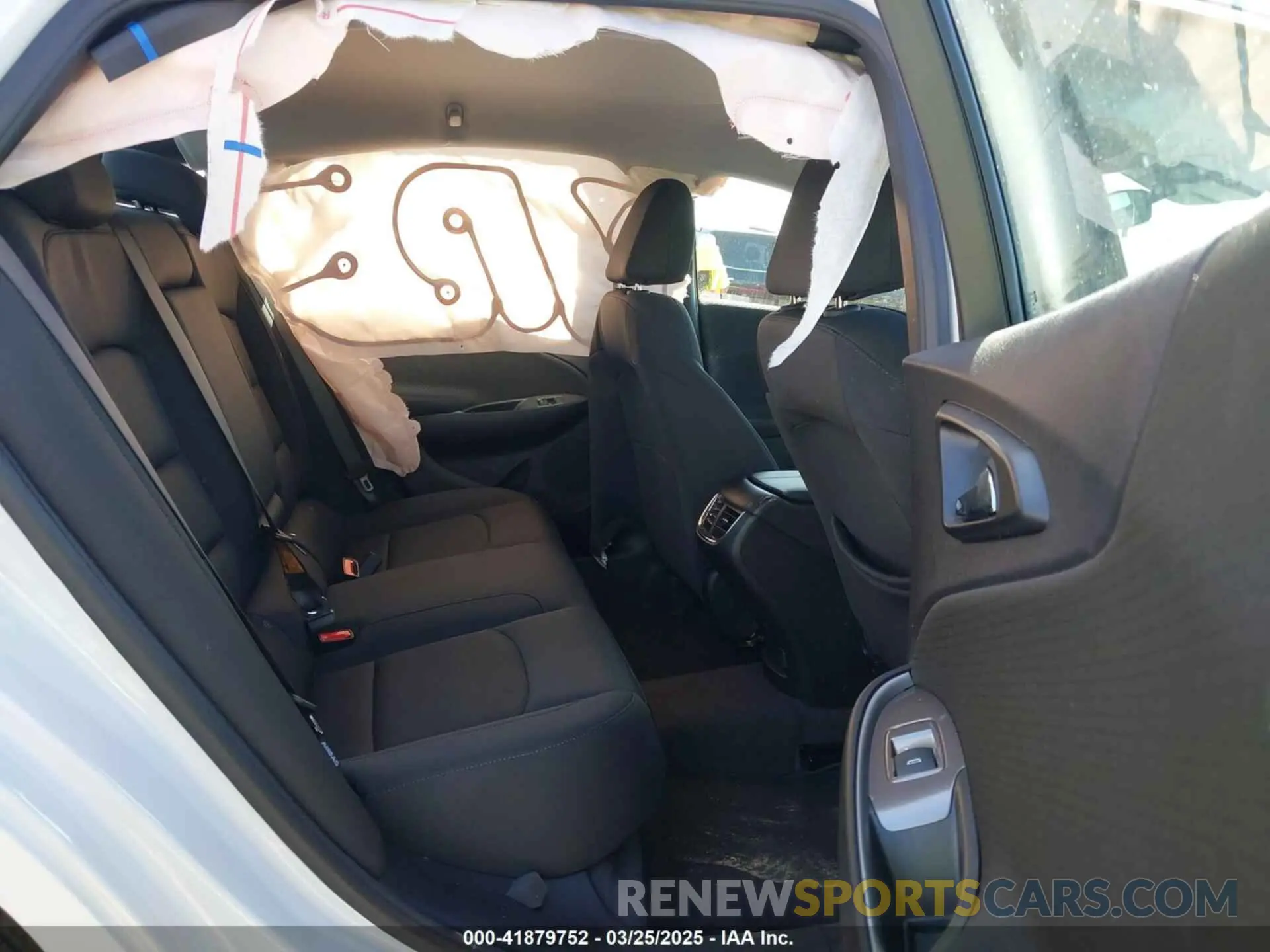 8 fotografías del automóvil dañado 1G1ZD5ST9SF157387 CHEVROLET MALIBU 2025