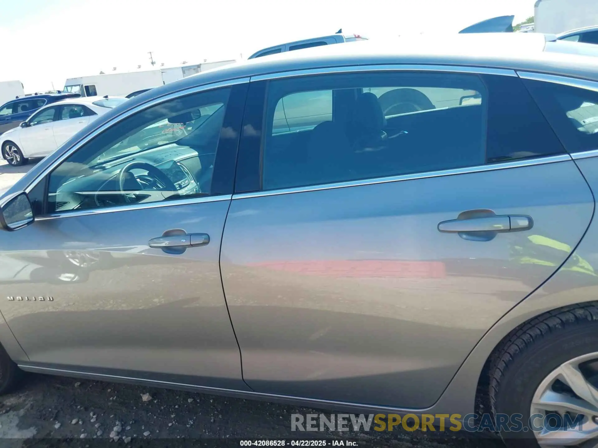 14 fotografías del automóvil dañado 1G1ZD5STXSF118615 CHEVROLET MALIBU 2025
