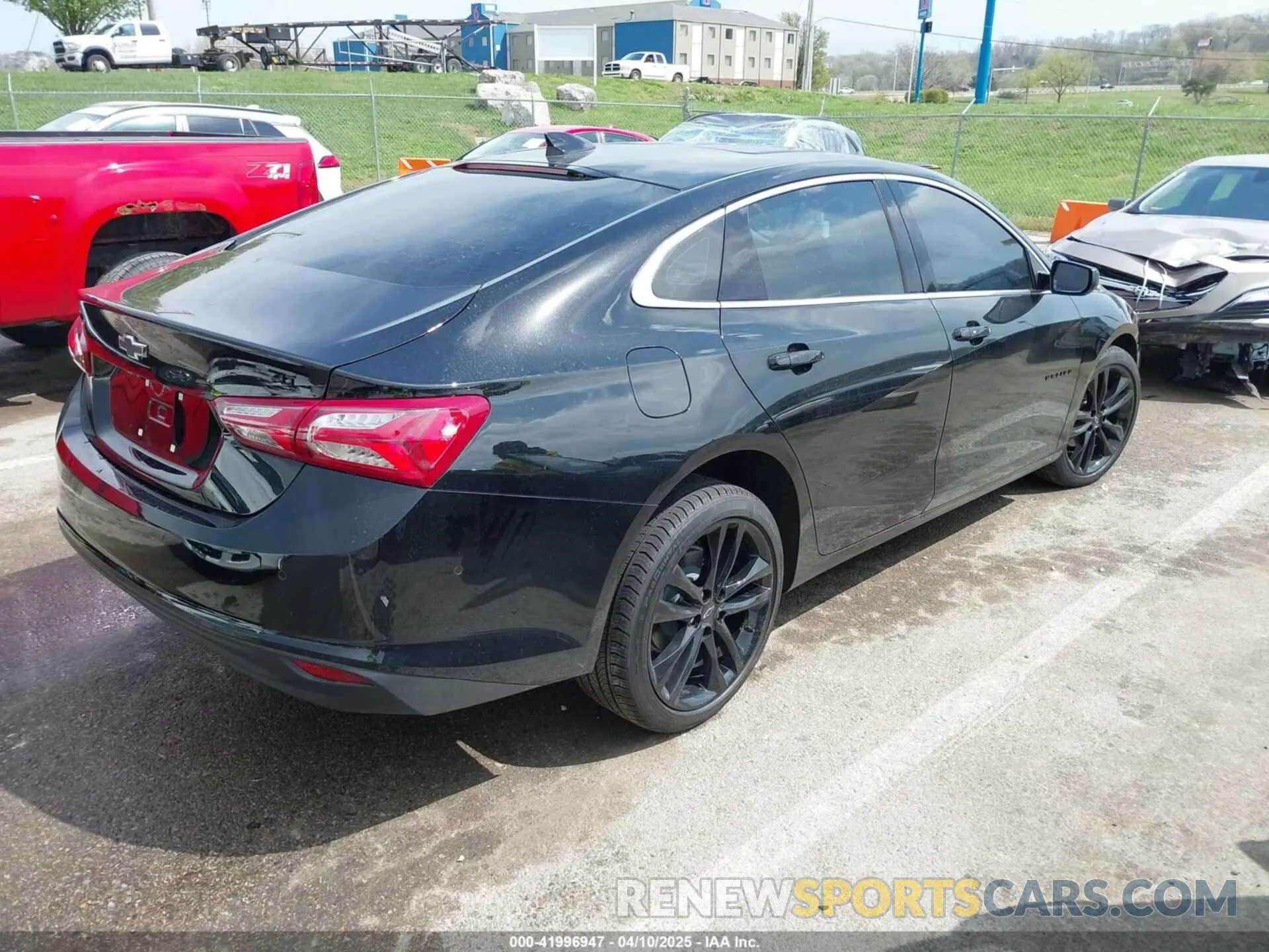 4 fotografías del automóvil dañado 1G1ZE5ST0SF129104 CHEVROLET MALIBU 2025