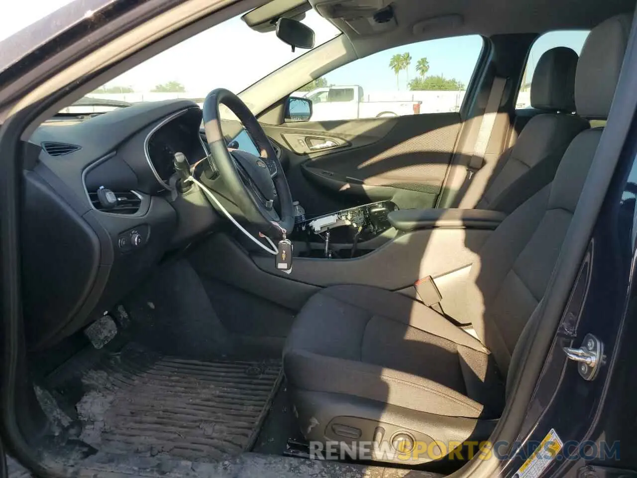 7 fotografías del automóvil dañado 1G1ZG5ST0SF103466 CHEVROLET MALIBU 2025