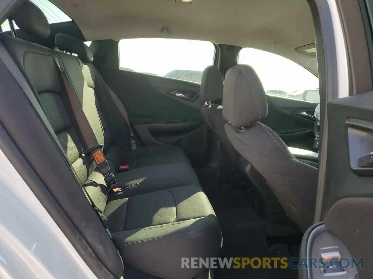10 fotografías del automóvil dañado 1G1ZG5ST8SF114232 CHEVROLET MALIBU 2025