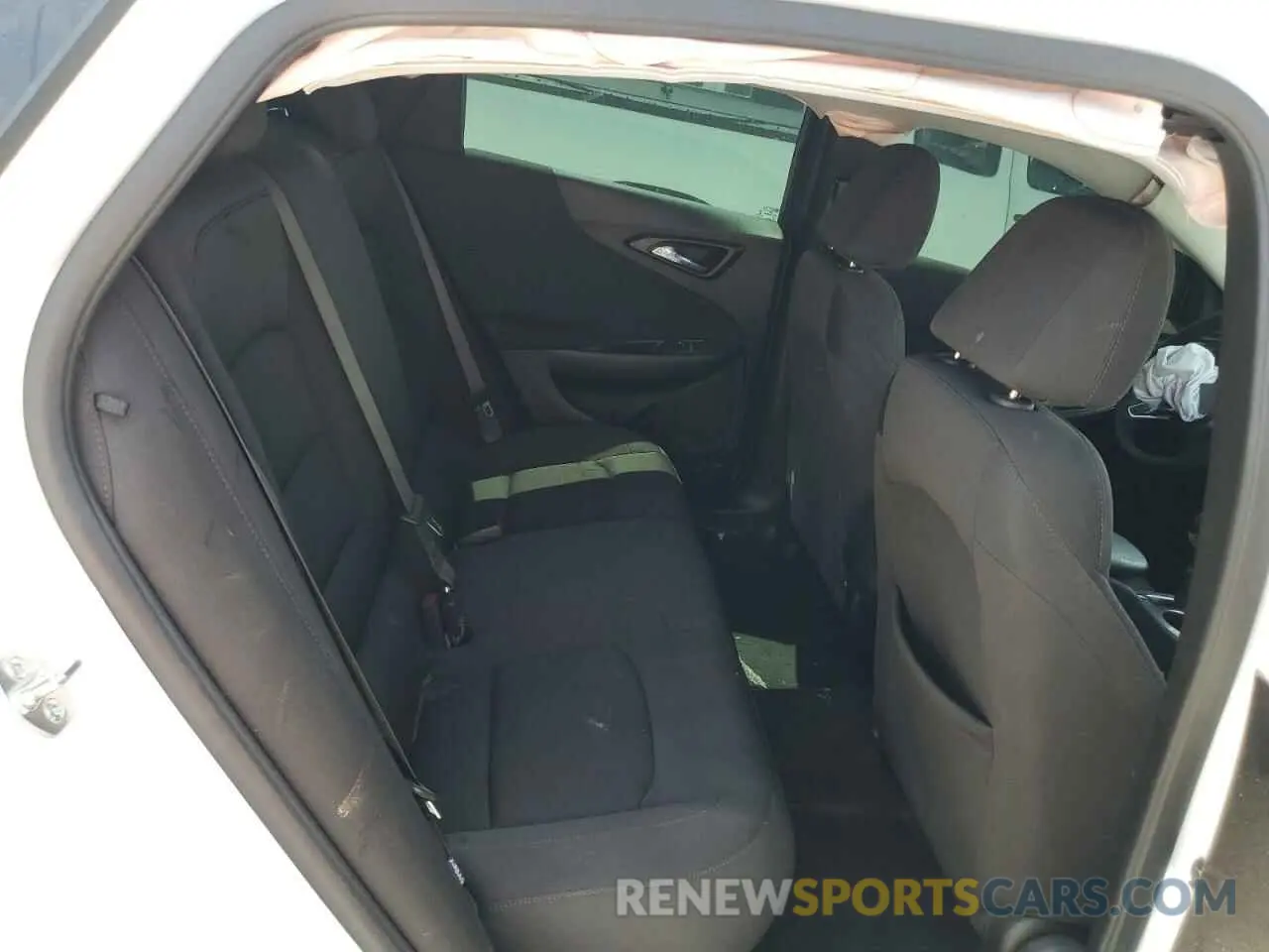 10 fotografías del automóvil dañado 1G1ZG5STXSF113924 CHEVROLET MALIBU 2025