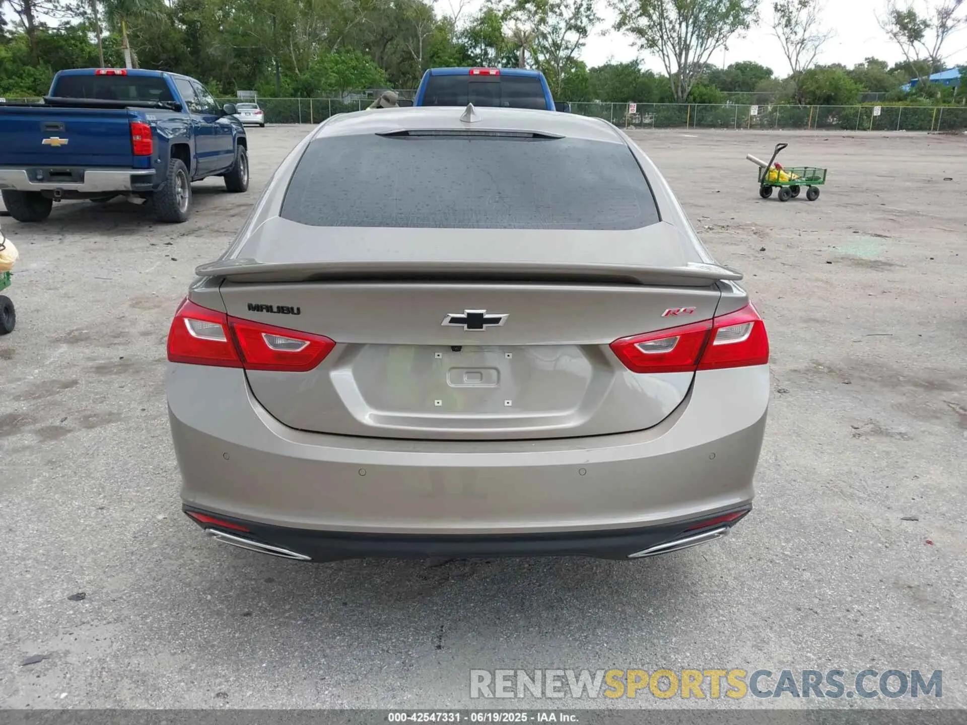 17 fotografías del automóvil dañado 1G1ZG5STXSF137401 CHEVROLET MALIBU 2025