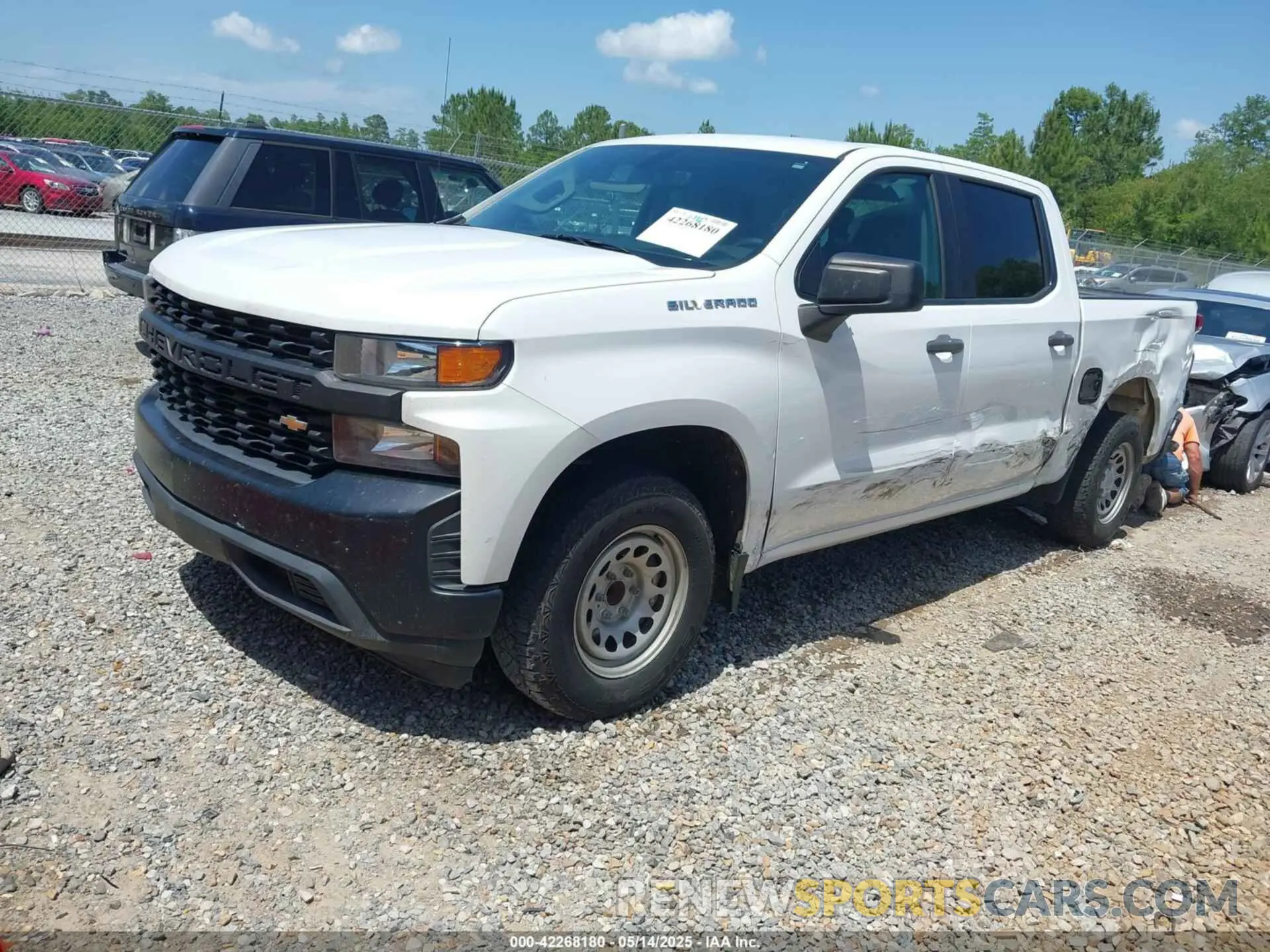 2 fotografías del automóvil dañado 1GCPWAEF5KZ177299 CHEVROLET SILVERADO 1500 2019