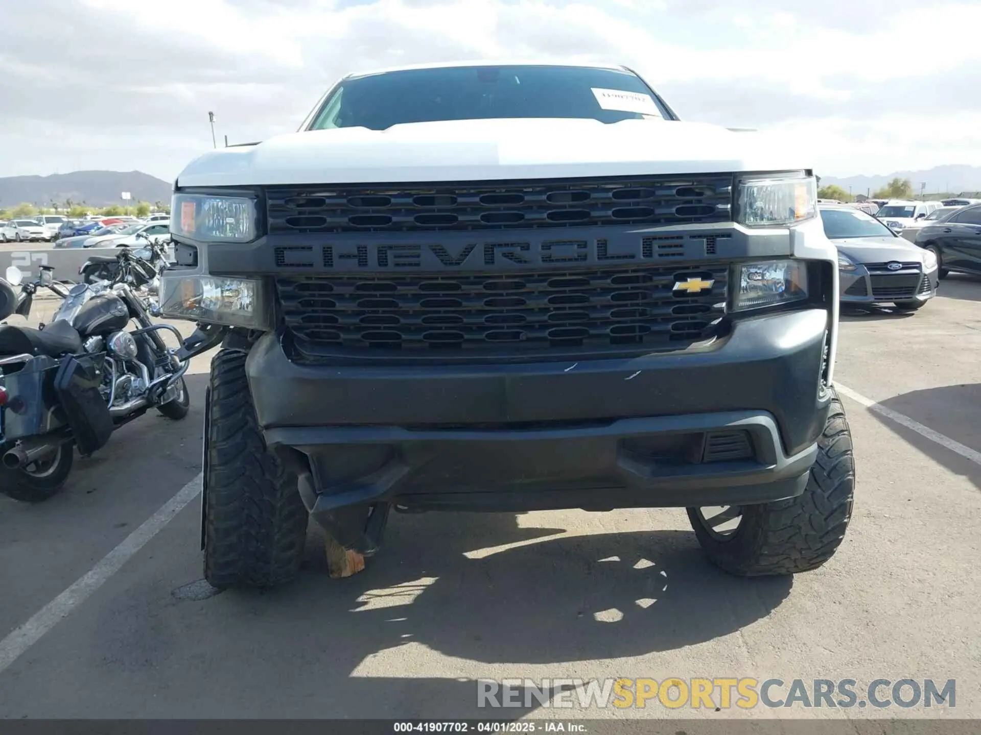 12 fotografías del automóvil dañado 1GCPWAEF5KZ385084 CHEVROLET SILVERADO 1500 2019