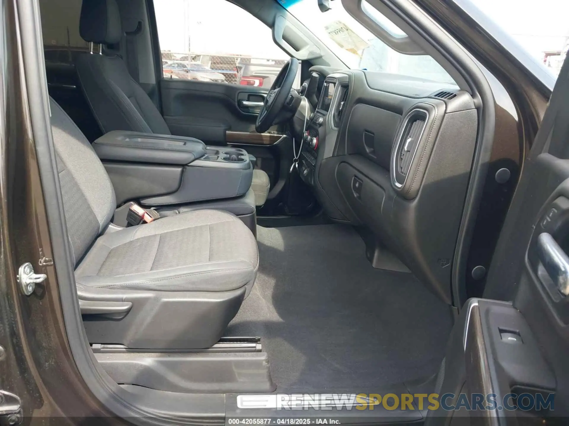 5 fotografías del automóvil dañado 1GCPWCED8KZ355412 CHEVROLET SILVERADO 1500 2019