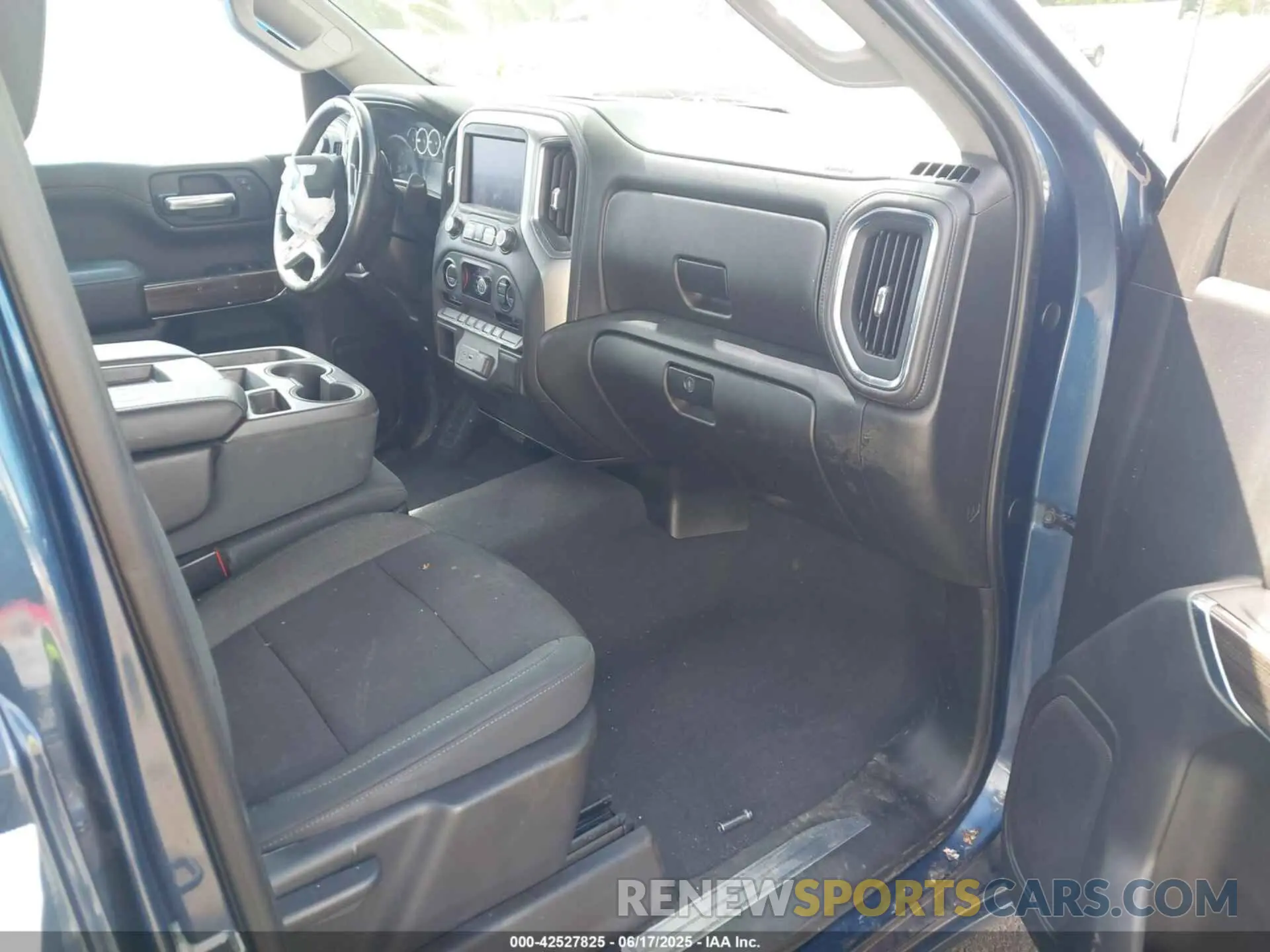 5 fotografías del automóvil dañado 1GCPWCED9KZ155669 CHEVROLET SILVERADO 1500 2019