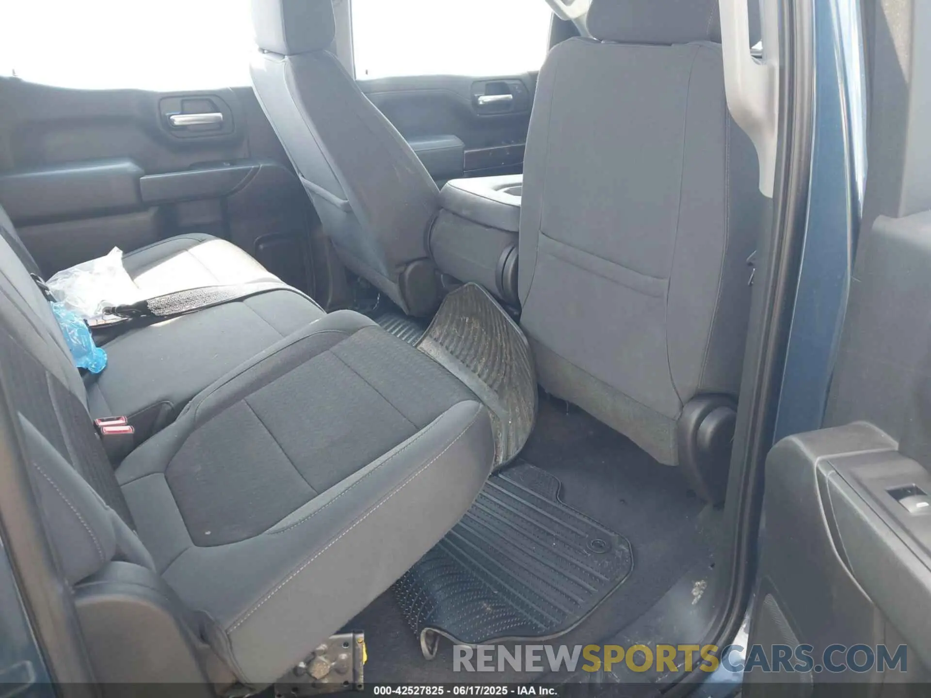 8 fotografías del automóvil dañado 1GCPWCED9KZ155669 CHEVROLET SILVERADO 1500 2019
