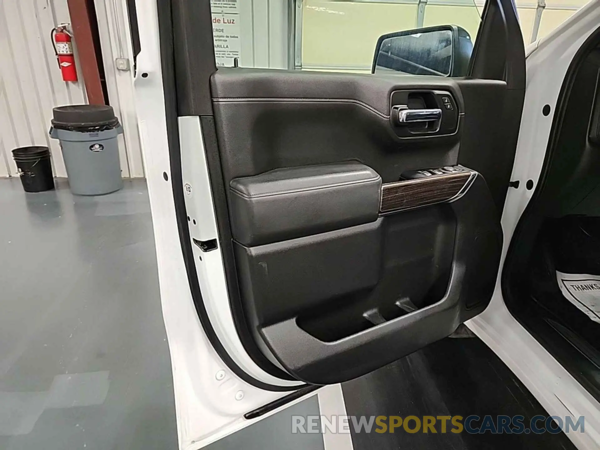 13 fotografías del automóvil dañado 1GCPWDED9KZ291032 CHEVROLET SILVERADO 1500 2019
