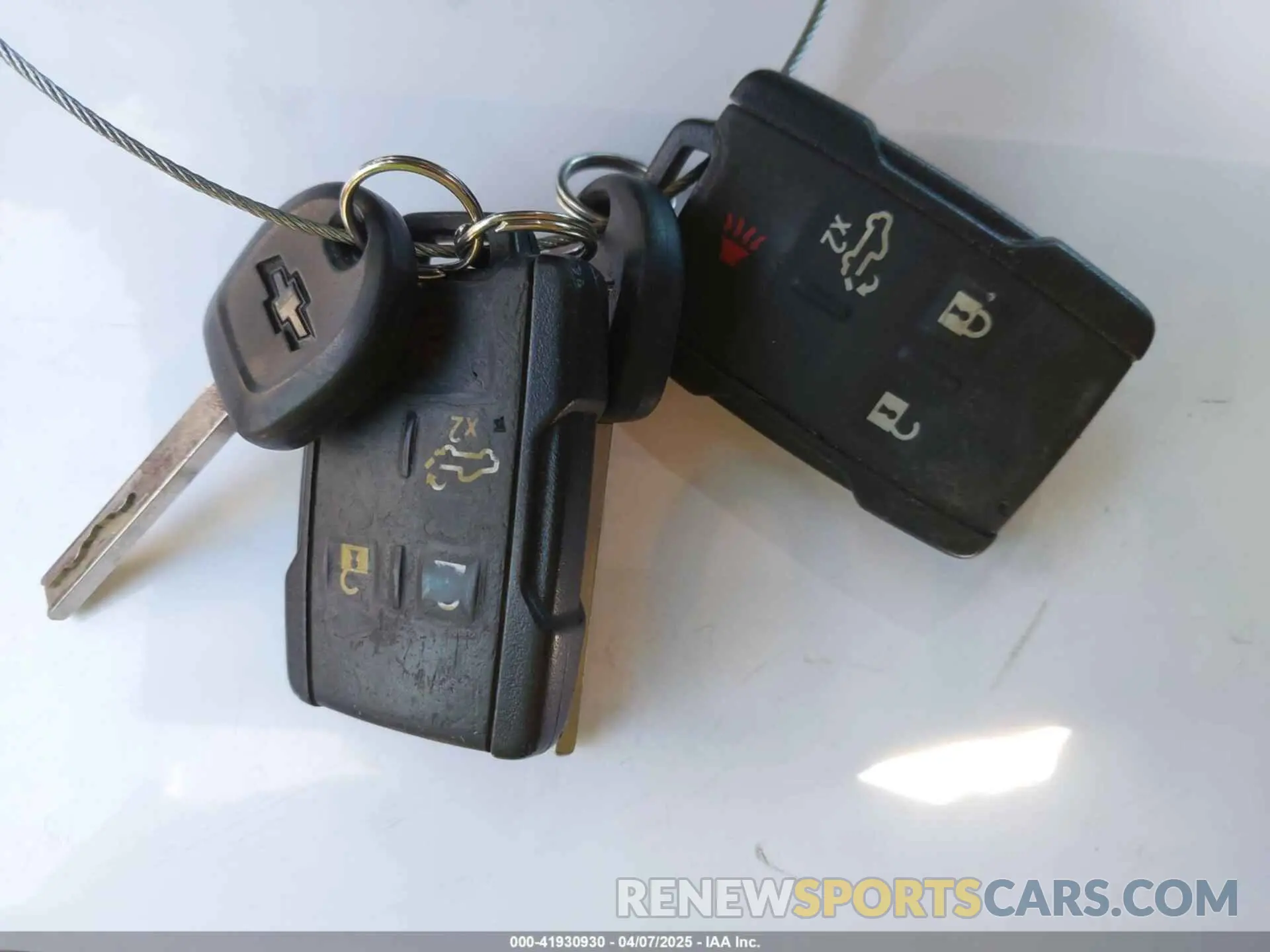 11 fotografías del automóvil dañado 1GCPYAEH0KZ421243 CHEVROLET SILVERADO 1500 2019