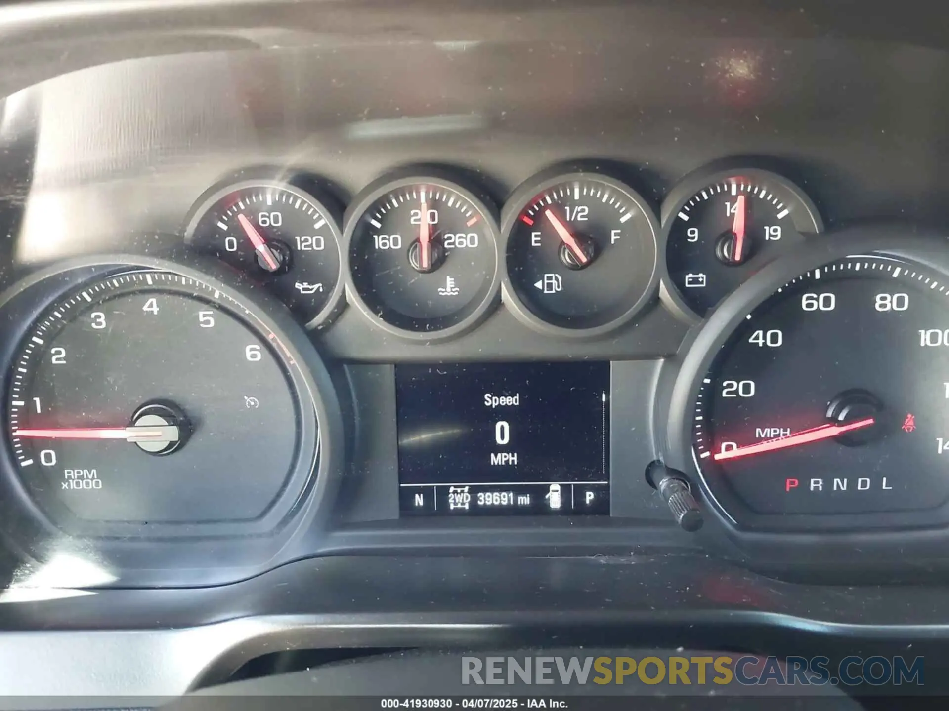 7 fotografías del automóvil dañado 1GCPYAEH0KZ421243 CHEVROLET SILVERADO 1500 2019