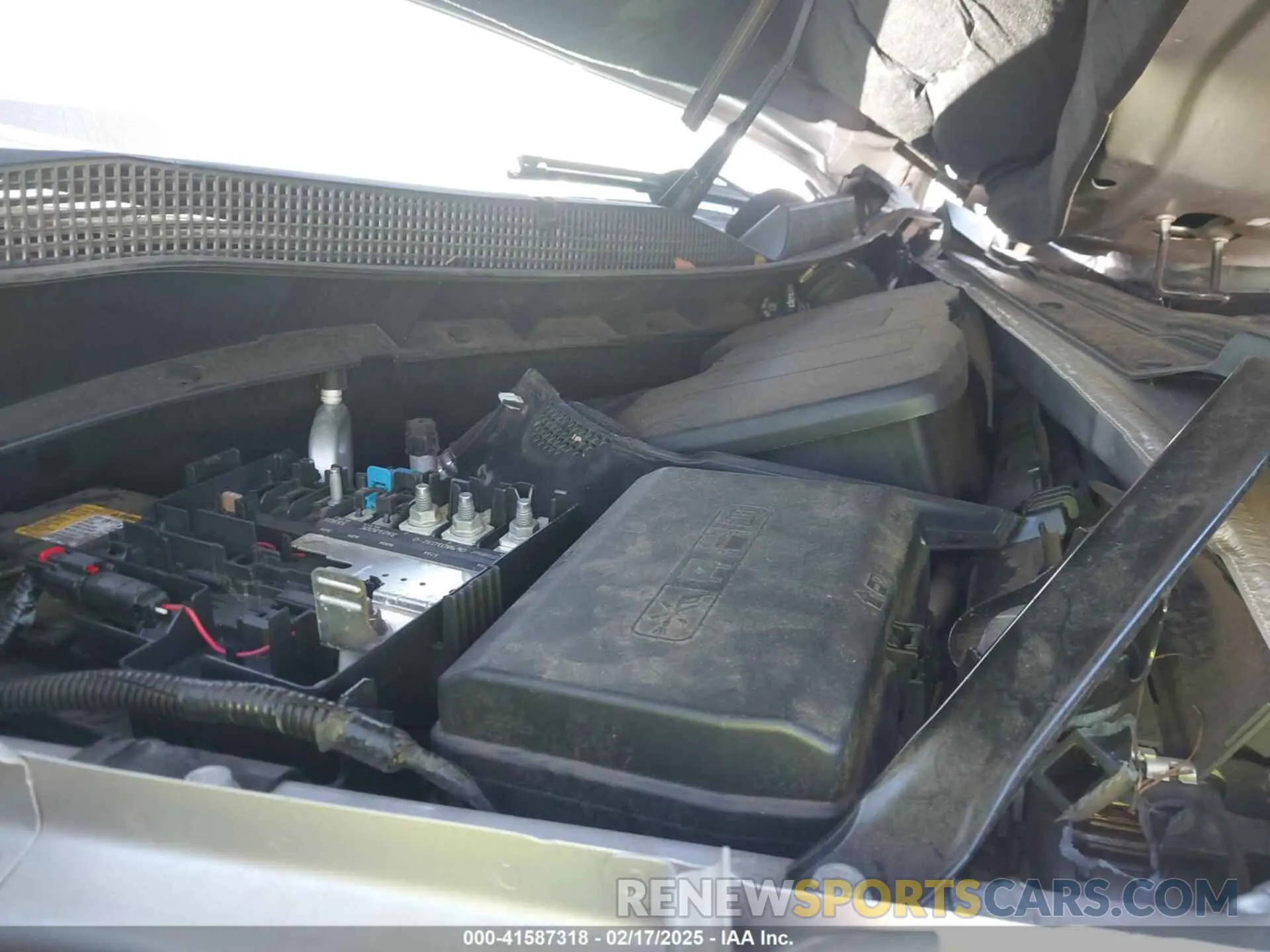 10 fotografías del automóvil dañado 1GCPYFED2KZ234242 CHEVROLET SILVERADO 1500 2019
