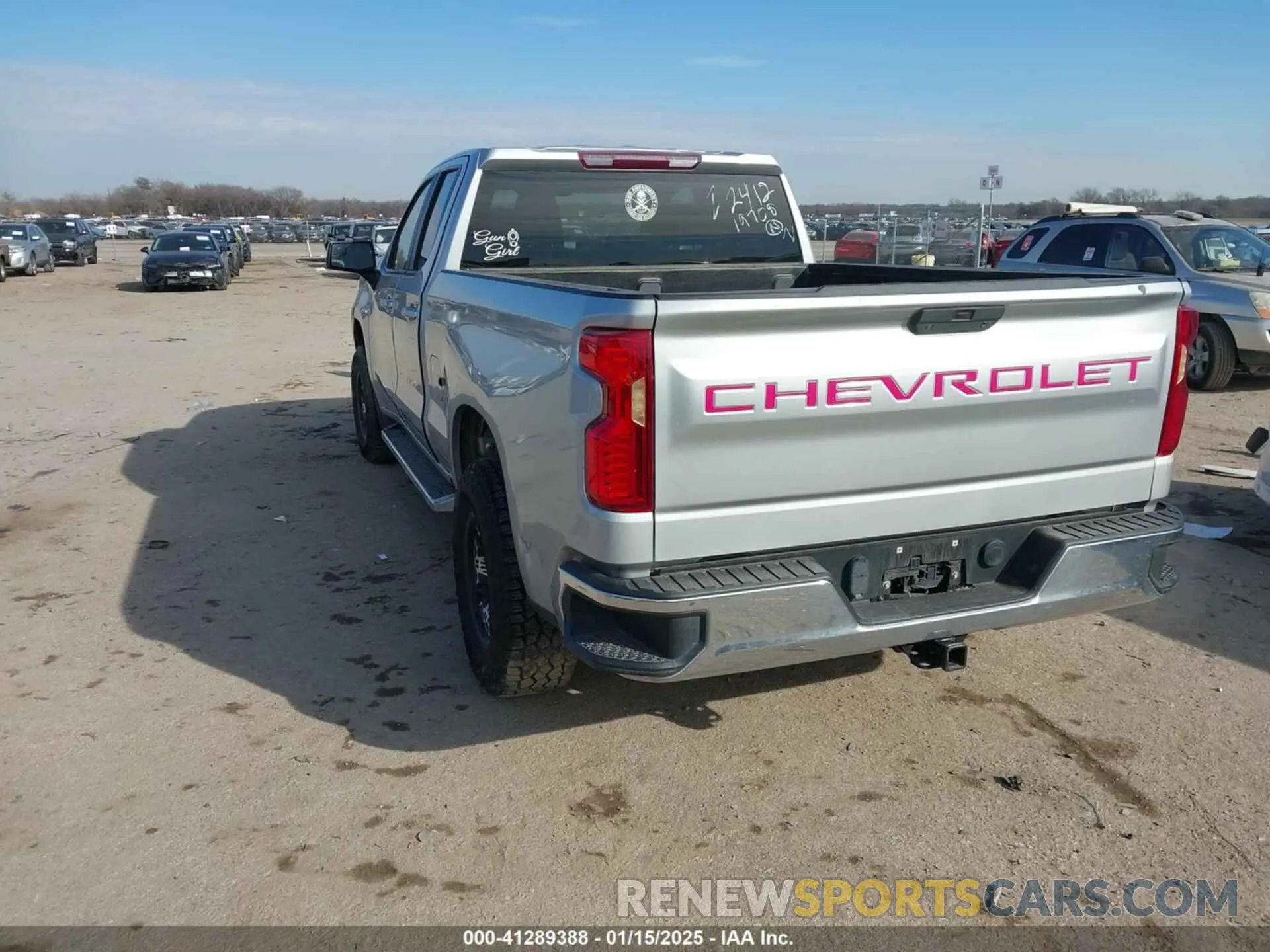 3 fotografías del automóvil dañado 1GCRWCEK2KZ281640 CHEVROLET SILVERADO 1500 2019