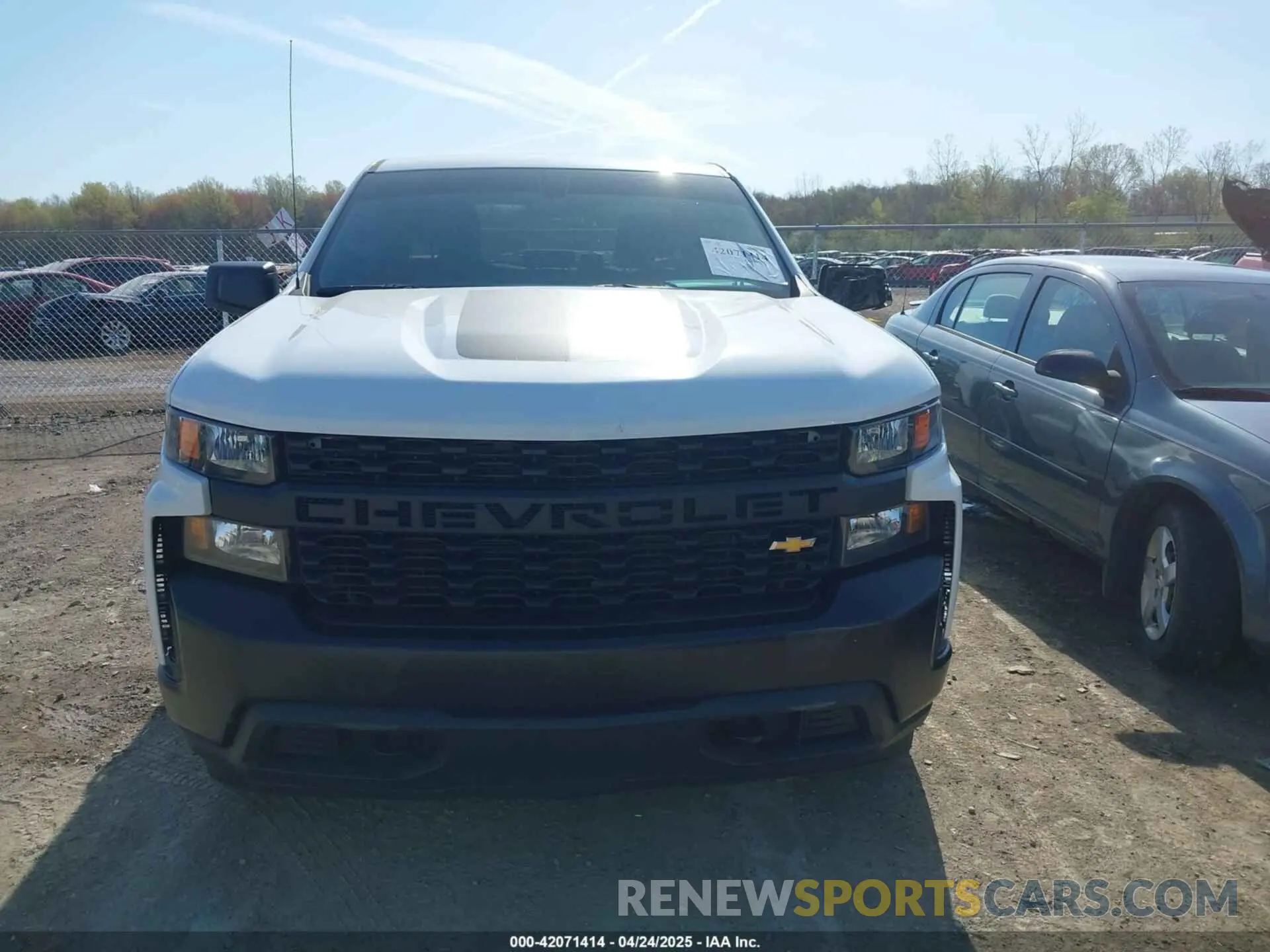 12 fotografías del automóvil dañado 1GCRYAEH0KZ337755 CHEVROLET SILVERADO 1500 2019