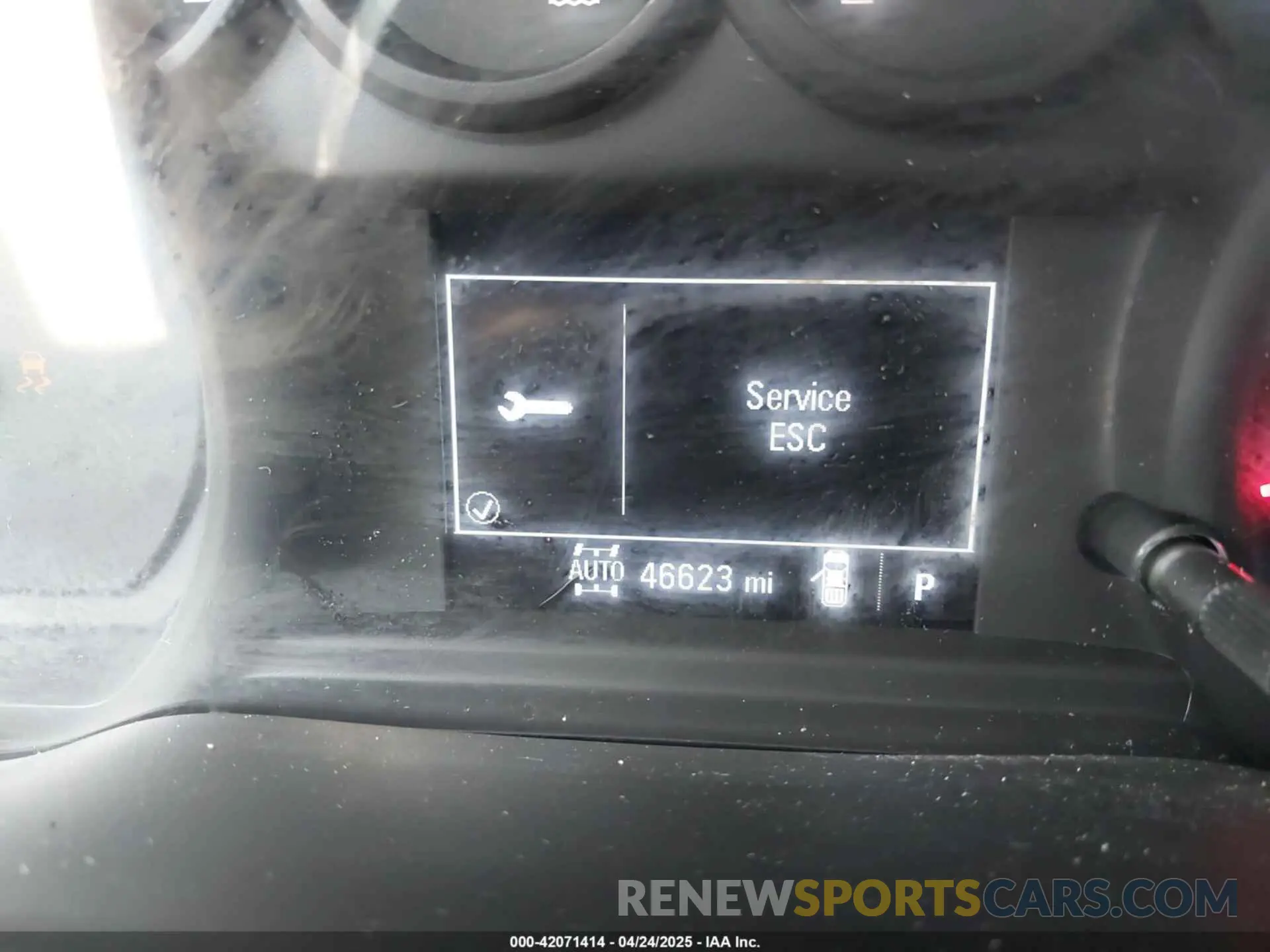 15 fotografías del automóvil dañado 1GCRYAEH0KZ337755 CHEVROLET SILVERADO 1500 2019