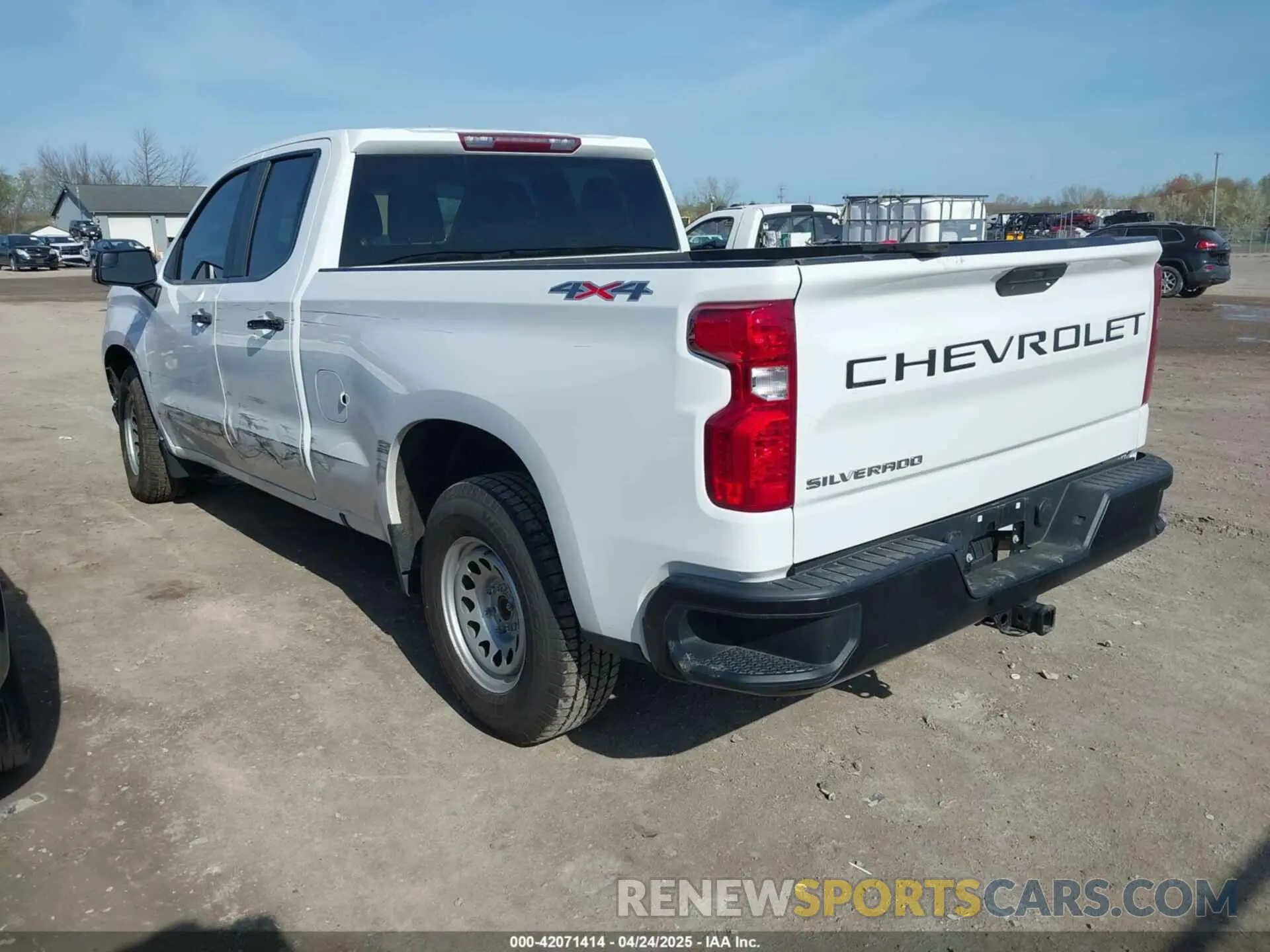 3 fotografías del automóvil dañado 1GCRYAEH0KZ337755 CHEVROLET SILVERADO 1500 2019