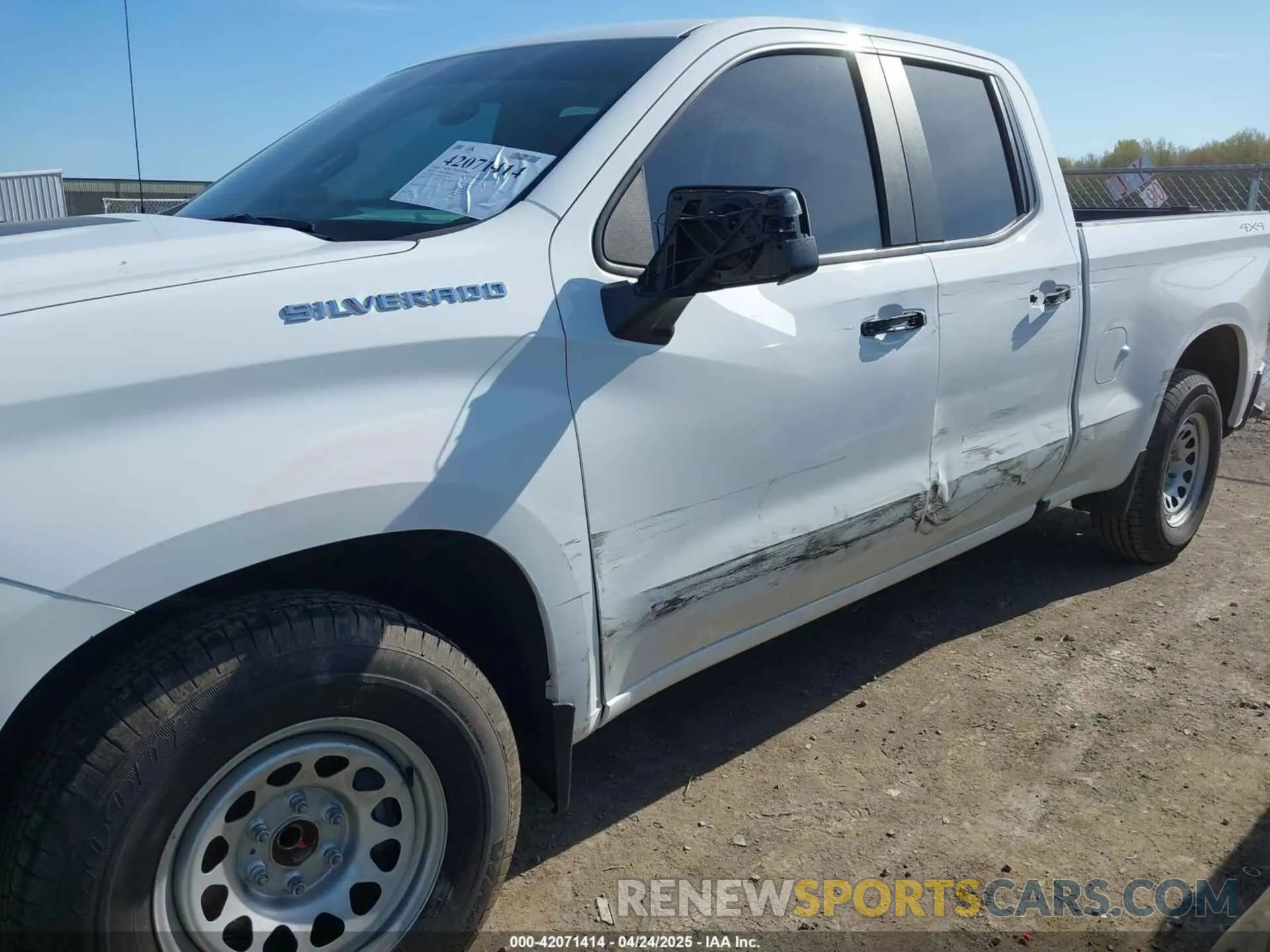 6 fotografías del automóvil dañado 1GCRYAEH0KZ337755 CHEVROLET SILVERADO 1500 2019
