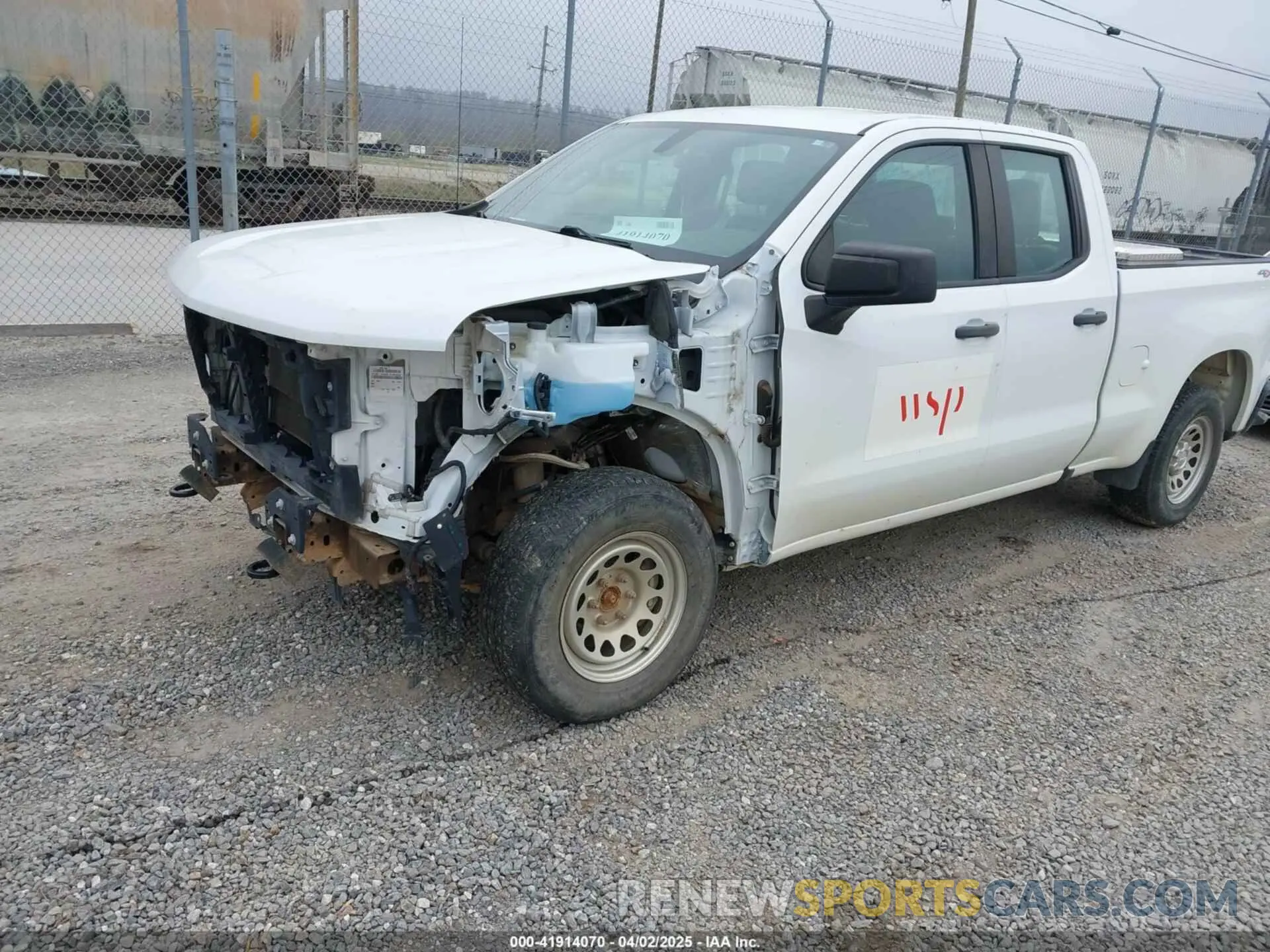 2 fotografías del automóvil dañado 1GCRYAEH5KZ209446 CHEVROLET SILVERADO 1500 2019