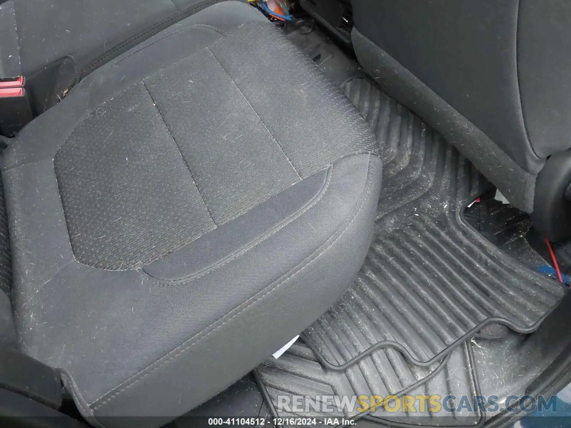 8 fotografías del automóvil dañado 1GCRYBEH5KZ407515 CHEVROLET SILVERADO 1500 2019