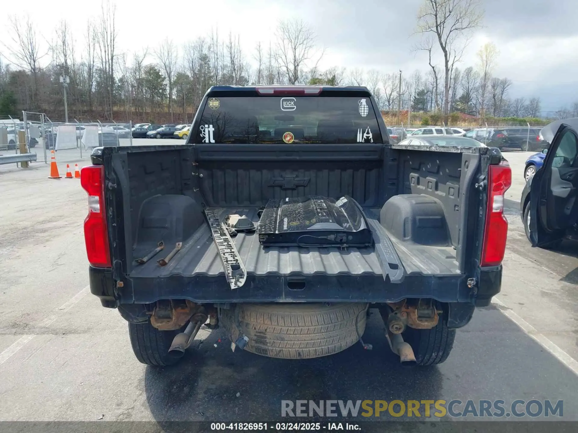 17 fotografías del automóvil dañado 1GCRYCEF0KZ235480 CHEVROLET SILVERADO 1500 2019