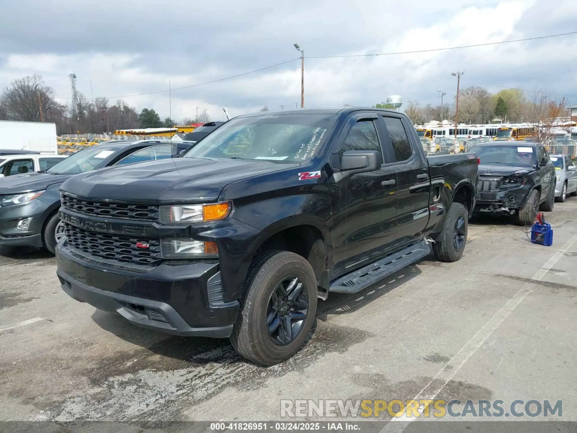 2 fotografías del automóvil dañado 1GCRYCEF0KZ235480 CHEVROLET SILVERADO 1500 2019