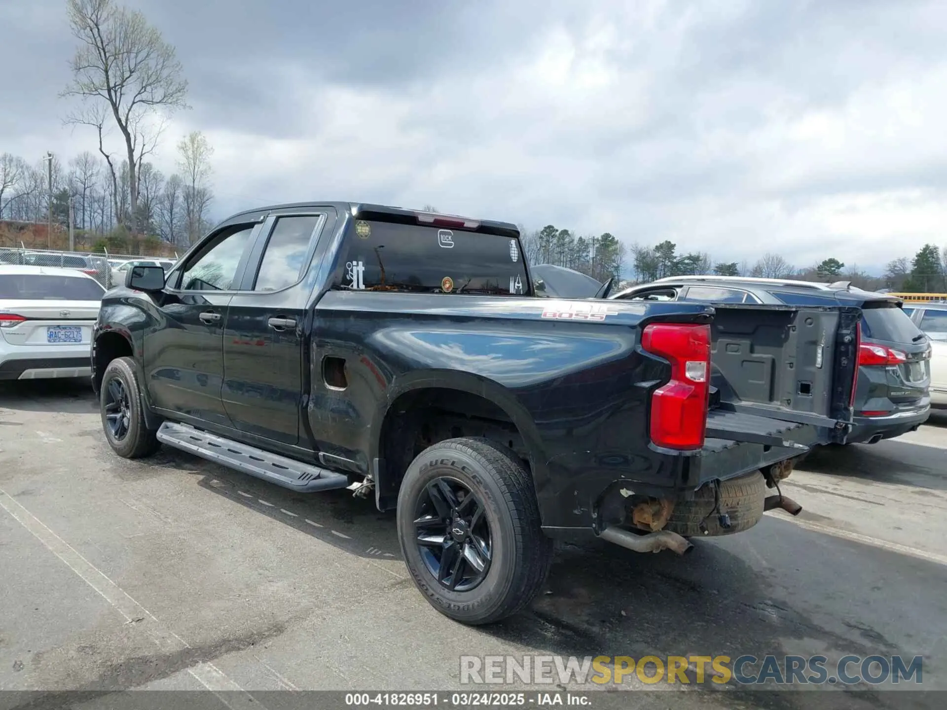 3 fotografías del automóvil dañado 1GCRYCEF0KZ235480 CHEVROLET SILVERADO 1500 2019