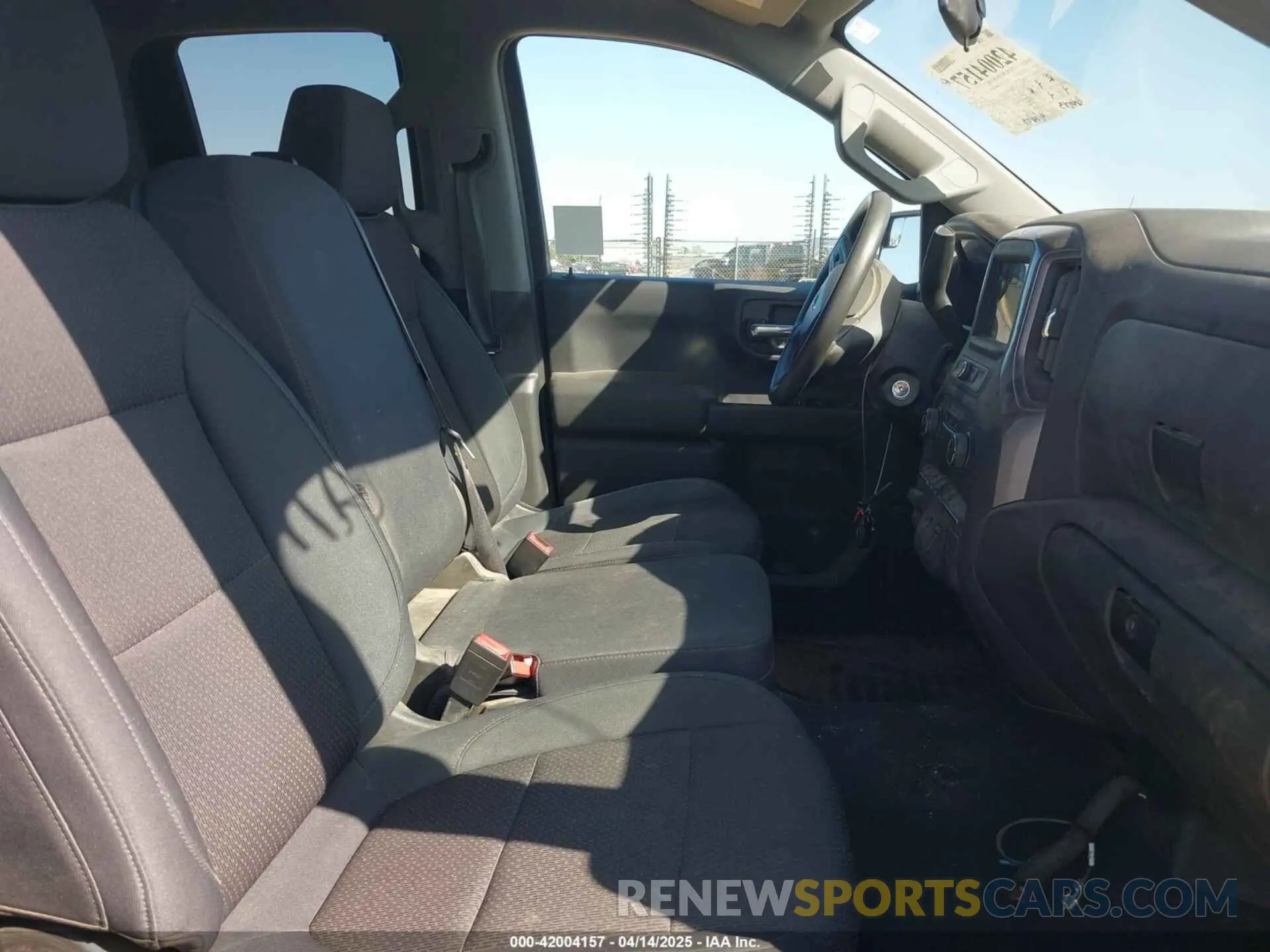 5 fotografías del automóvil dañado 1GCRYCEF9KZ350188 CHEVROLET SILVERADO 1500 2019