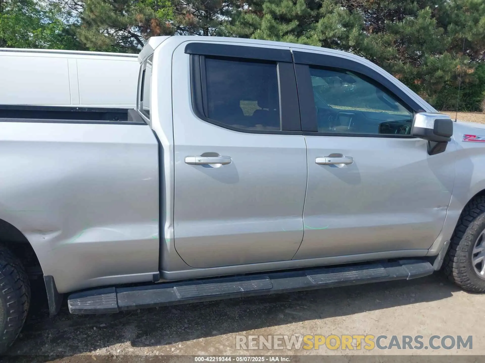 14 fotografías del automóvil dañado 1GCRYDED6KZ354204 CHEVROLET SILVERADO 1500 2019