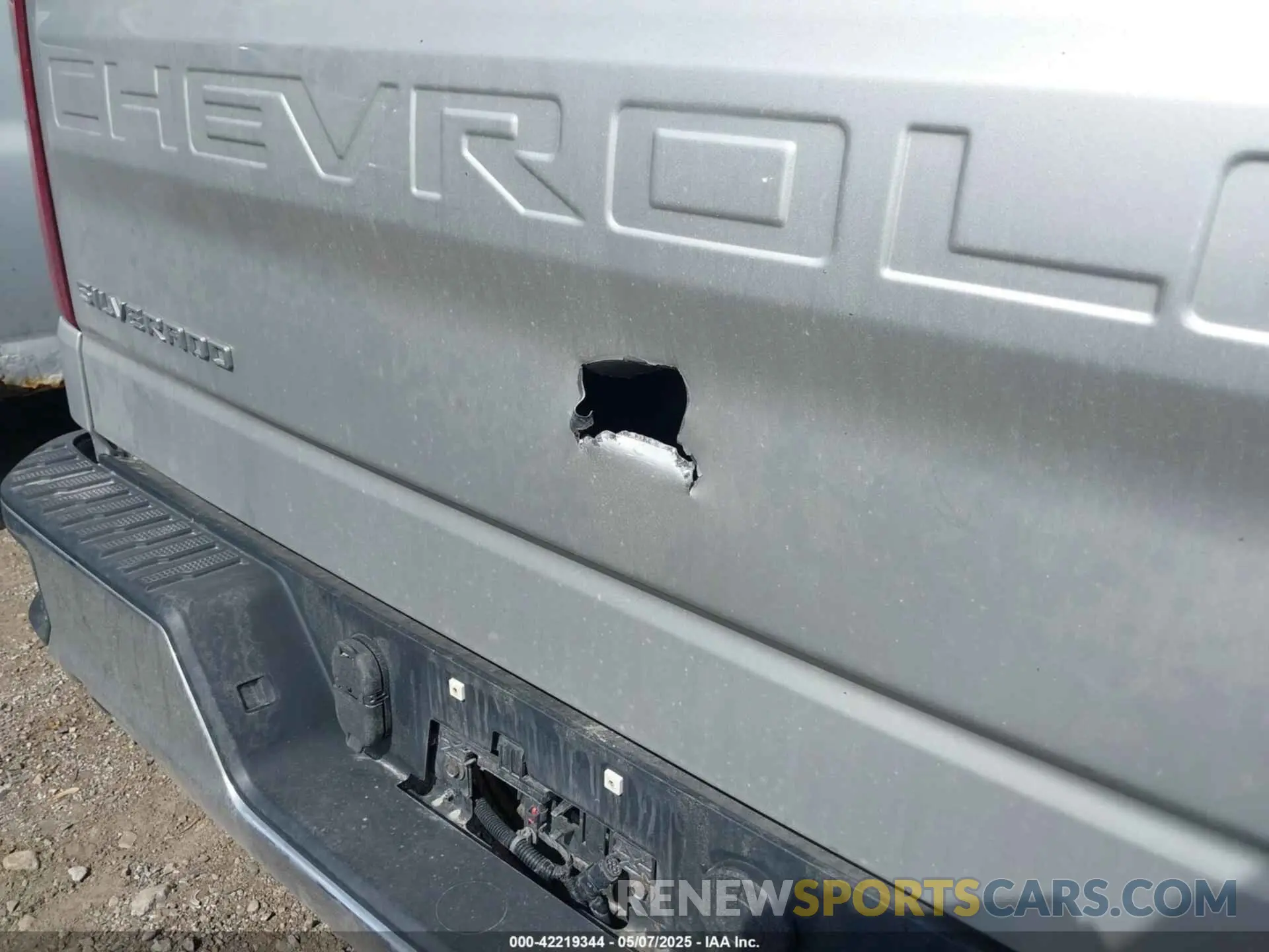 19 fotografías del automóvil dañado 1GCRYDED6KZ354204 CHEVROLET SILVERADO 1500 2019